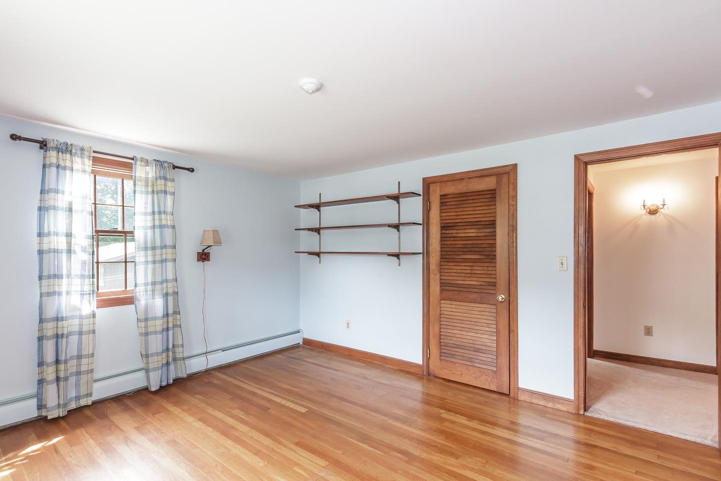 4 Rolling Ridge Road