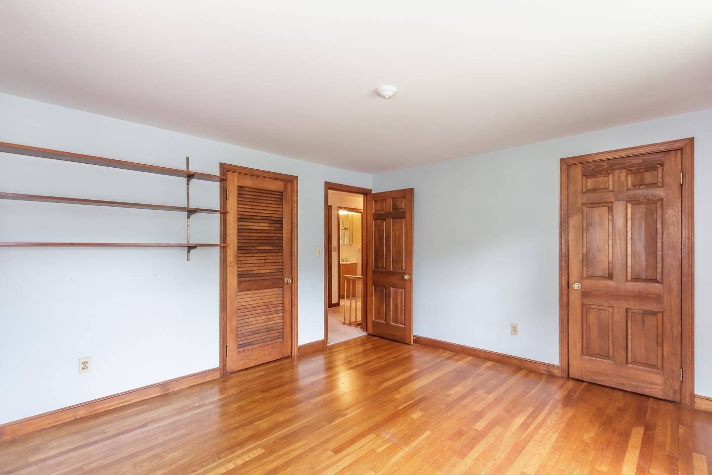 4 Rolling Ridge Road