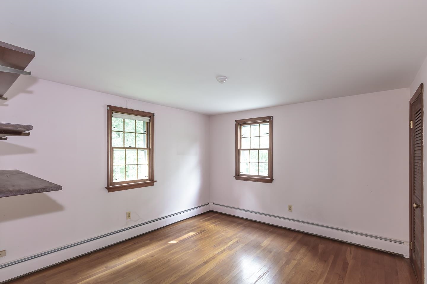 4 Rolling Ridge Road