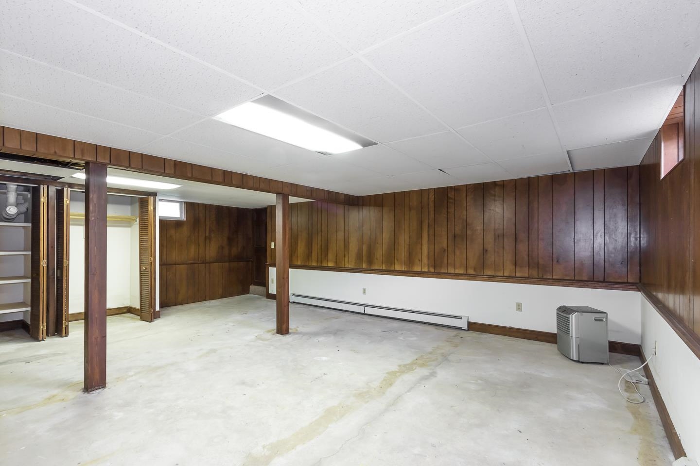 4 Rolling Ridge Road