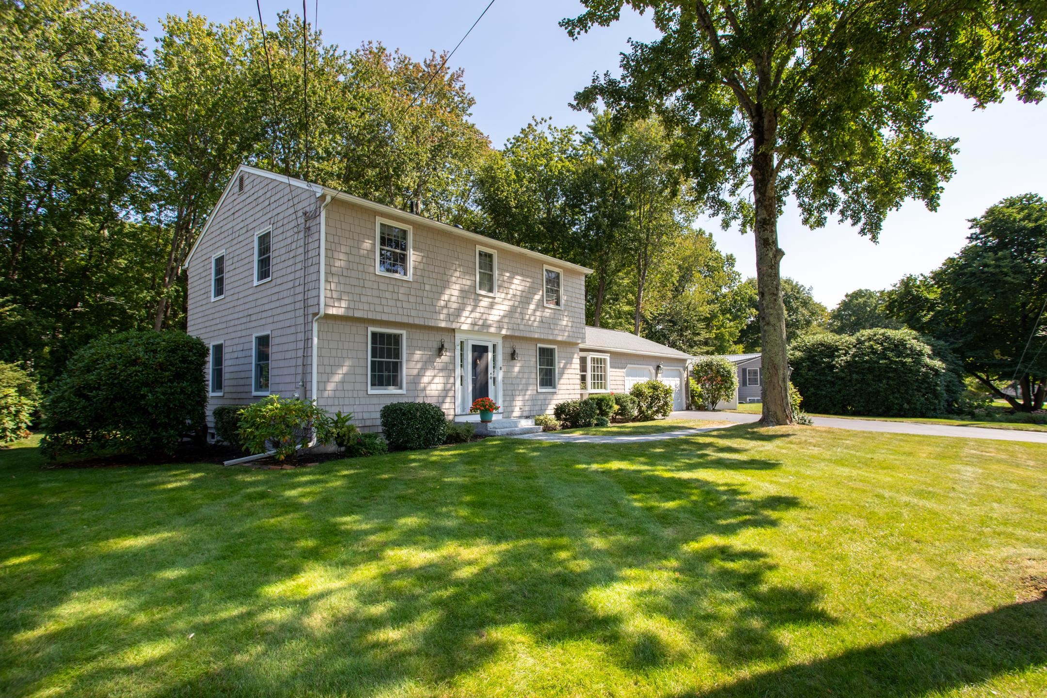 Photo of 8 Sweetbriar Lane Hampton NH 03842