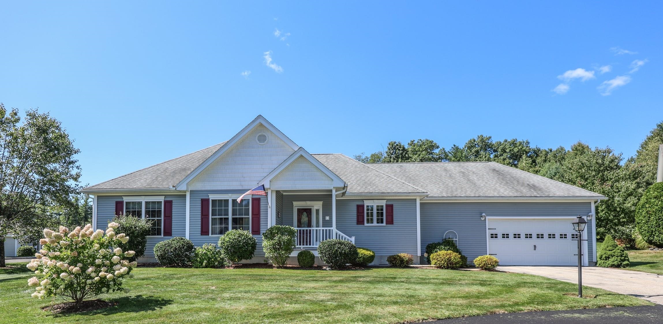 Photo of 1 Harriet Court Londonderry NH 03053