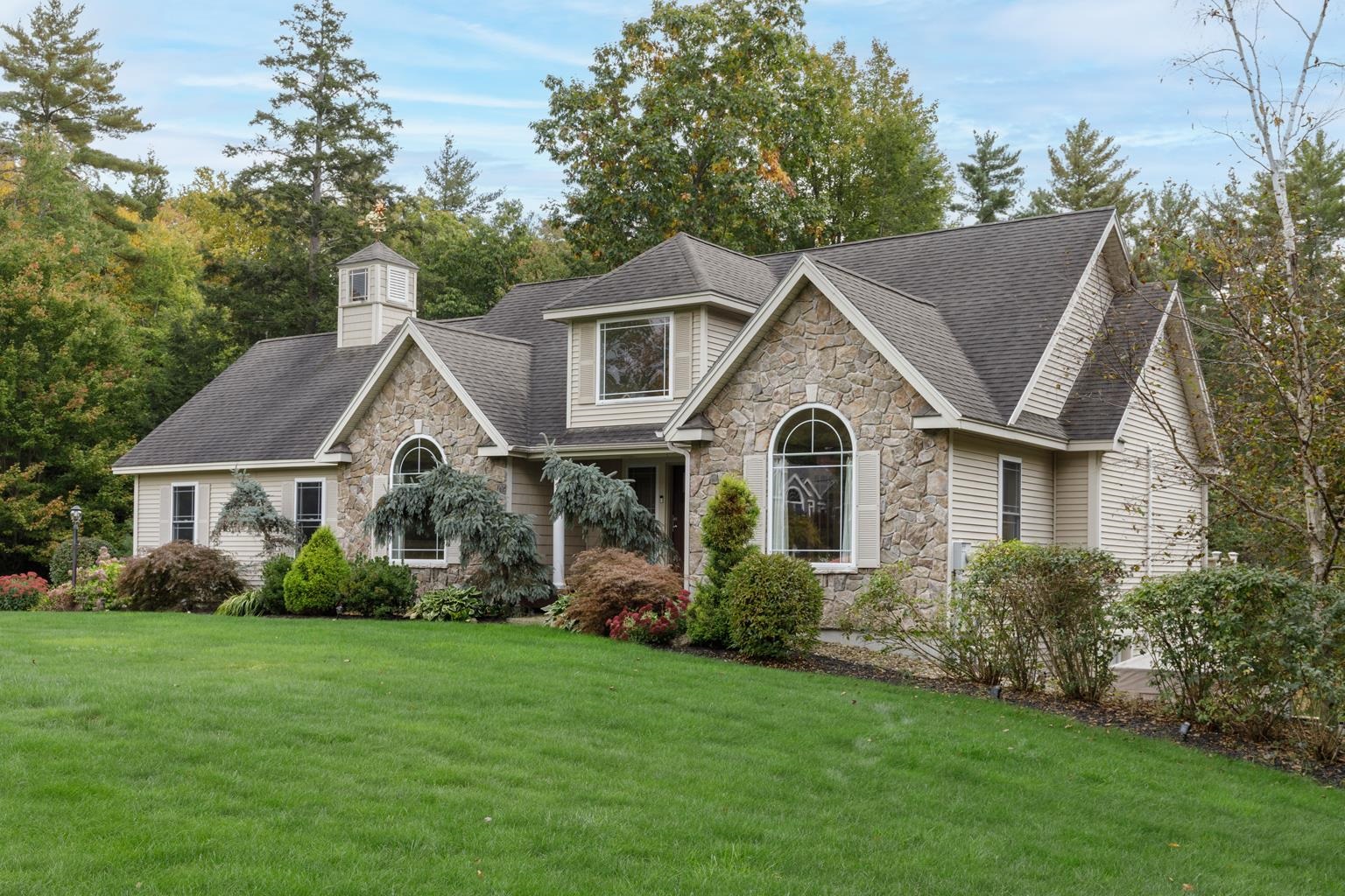 Photo of 29 Esther Drive Bedford NH 03110