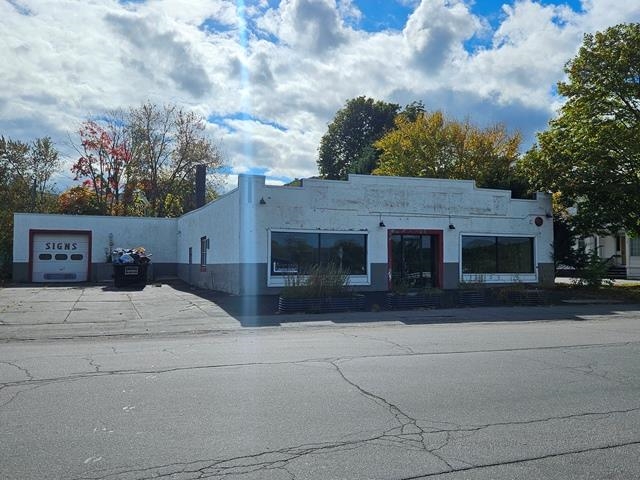 VILLAGE OF BELLOWS FALLS IN TOWN OF ROCKINGHAM VT Commercial Listing for sale