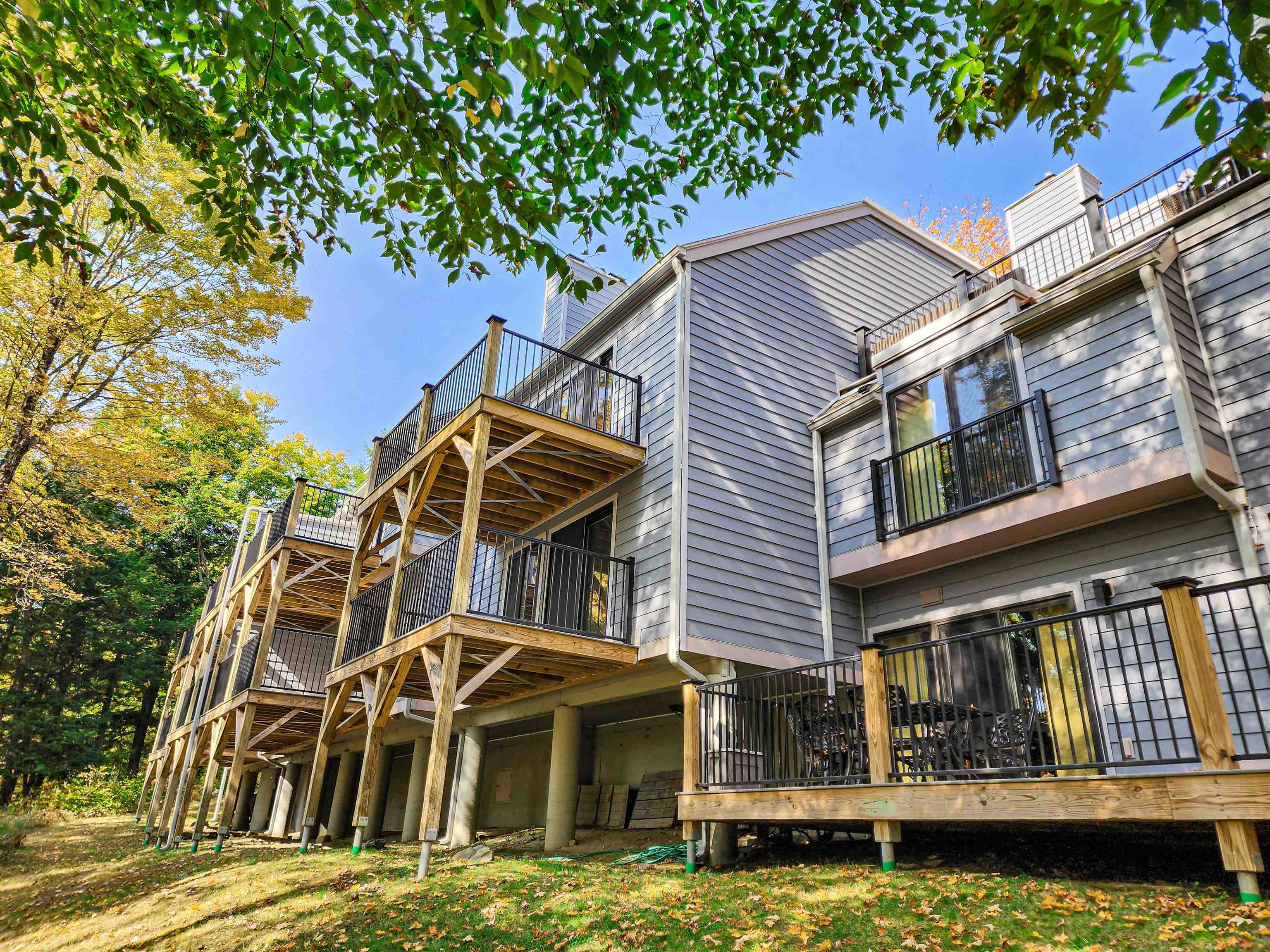 Village of Quechee in Town of Hartford VT Condo for sale $275,000 $167 per sq.ft.