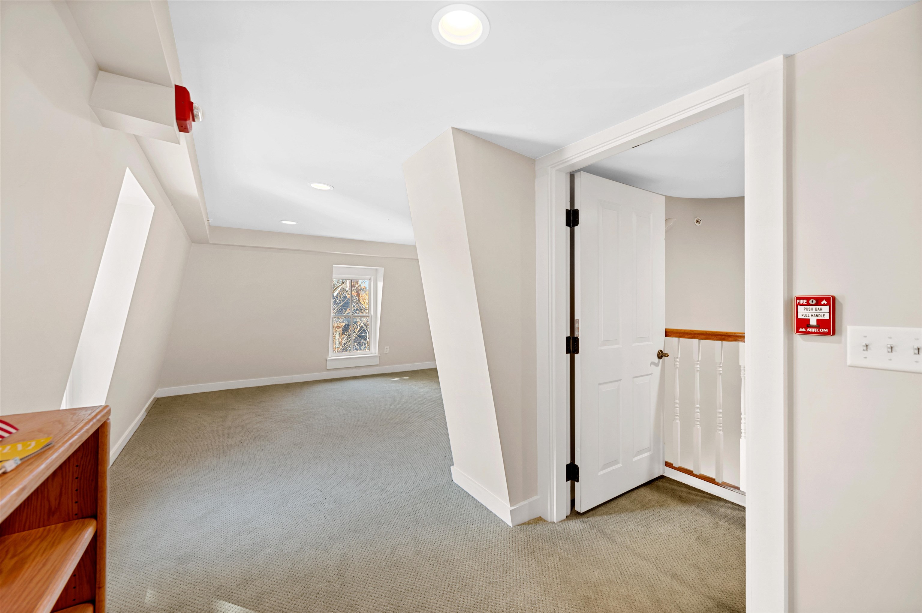 Third Floor Office Suite - Entry