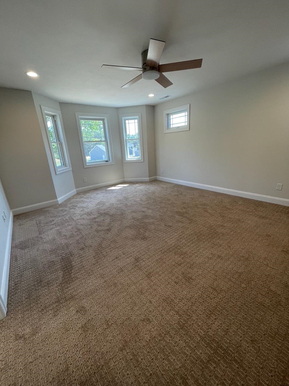 Photo 20 of 22