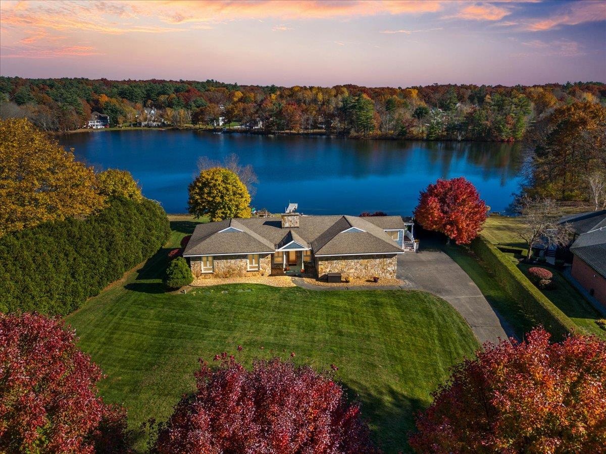 MLS 5020524: 158 N Main Street, Salem NH