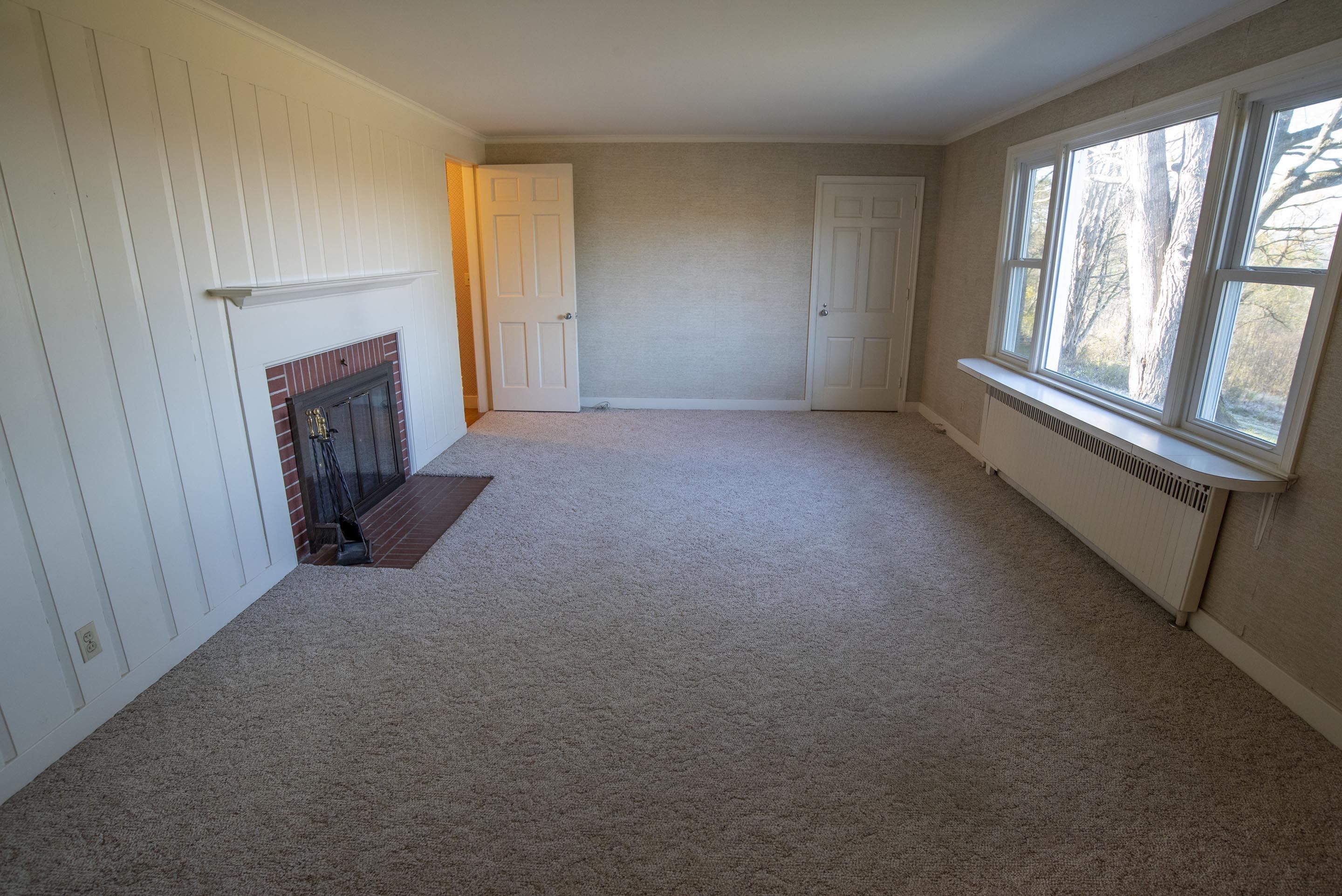 Spacious Living Room