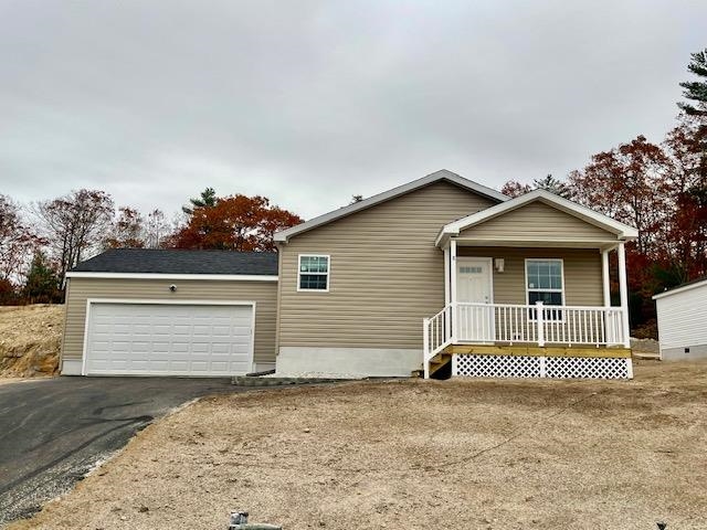 MLS 5020897: 8 Sharon Way, Fremont NH