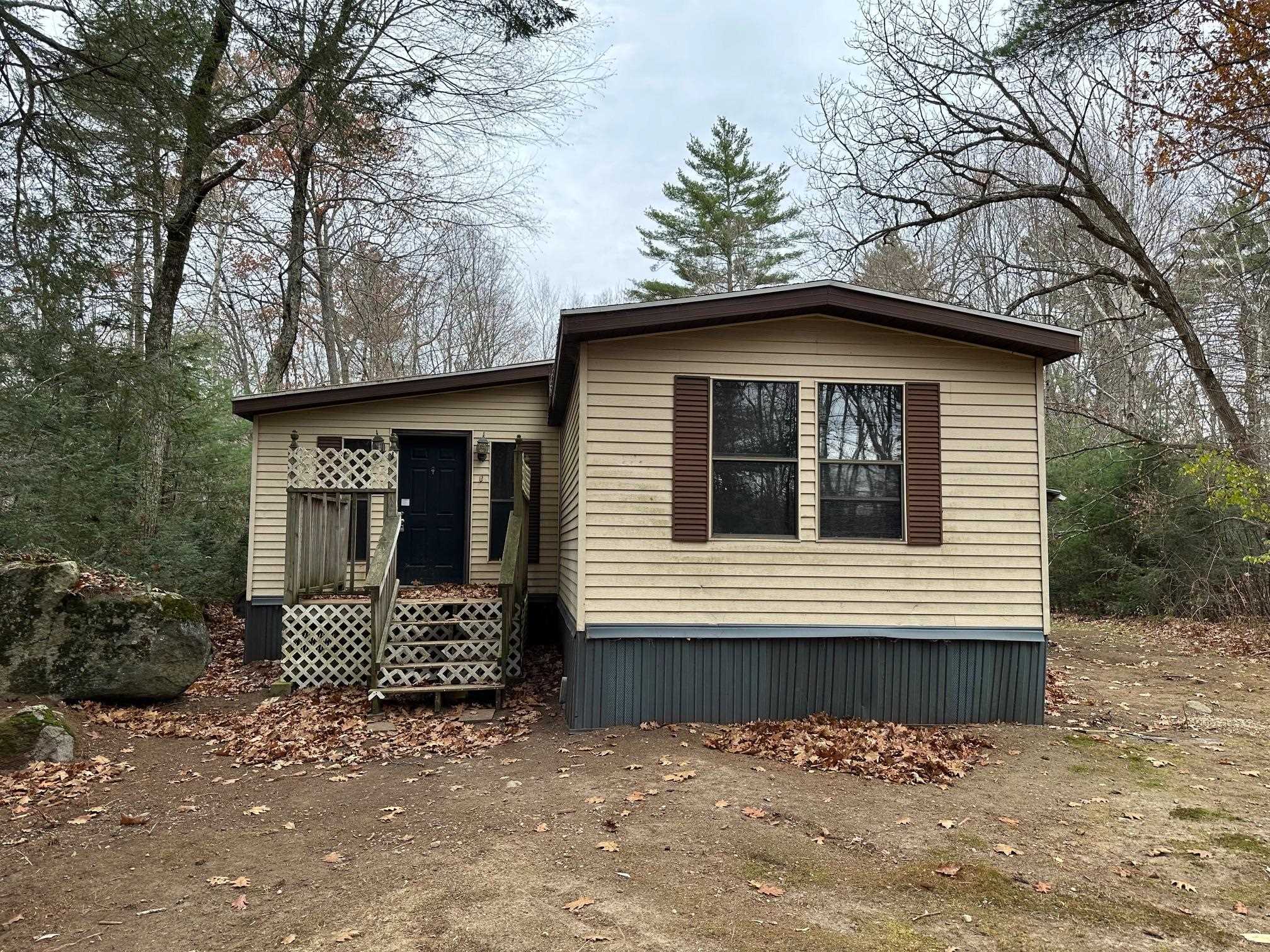 MLS 5021373: 696 Long Shores Drive, Barrington NH