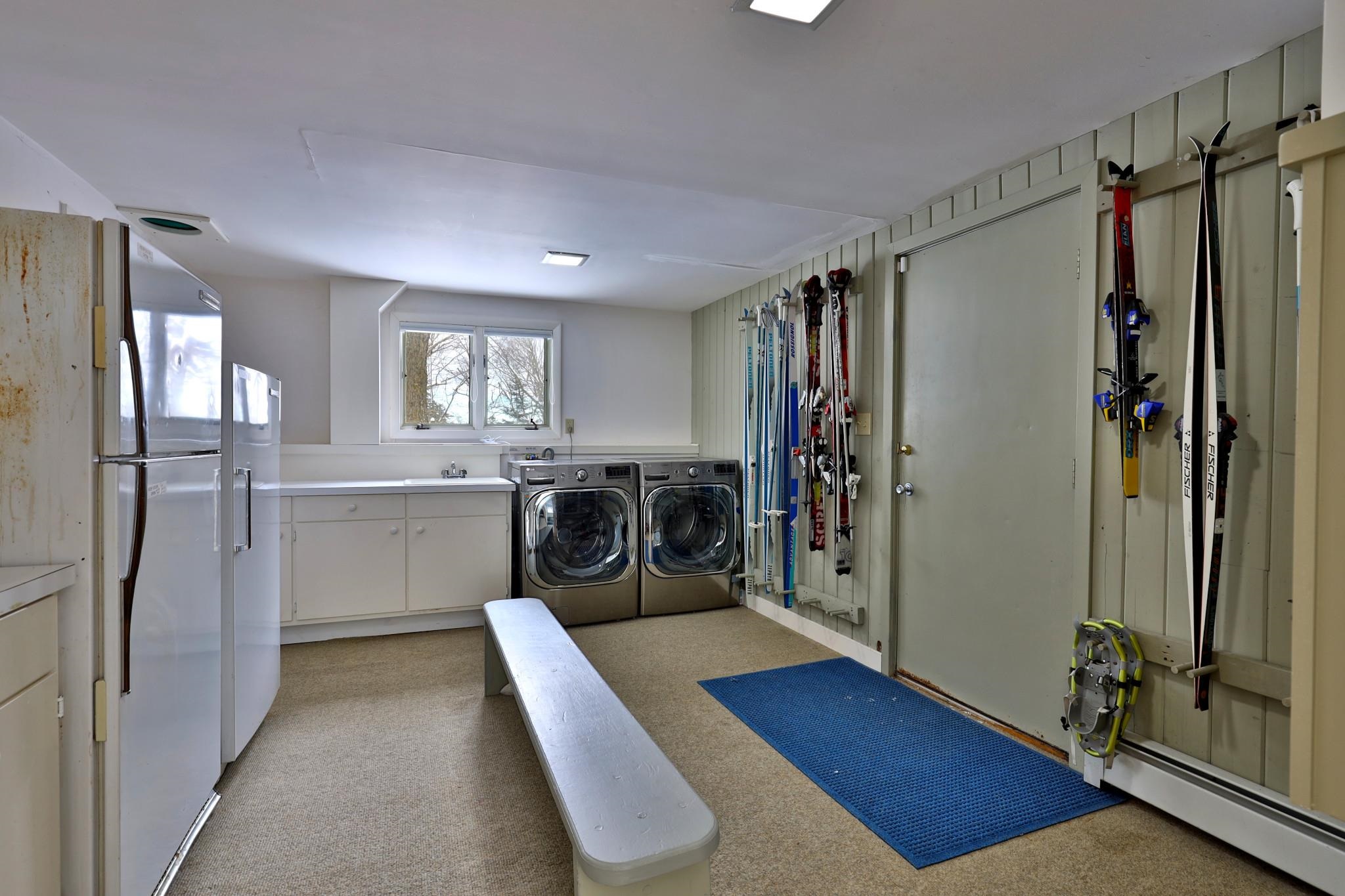 Laundry/Ski Room