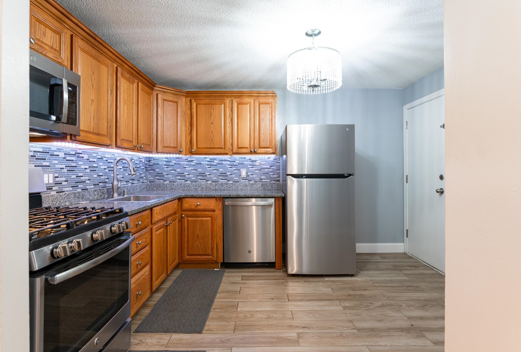 MLS 5024506: 2 Lancelot Court-Unit 8, Salem NH