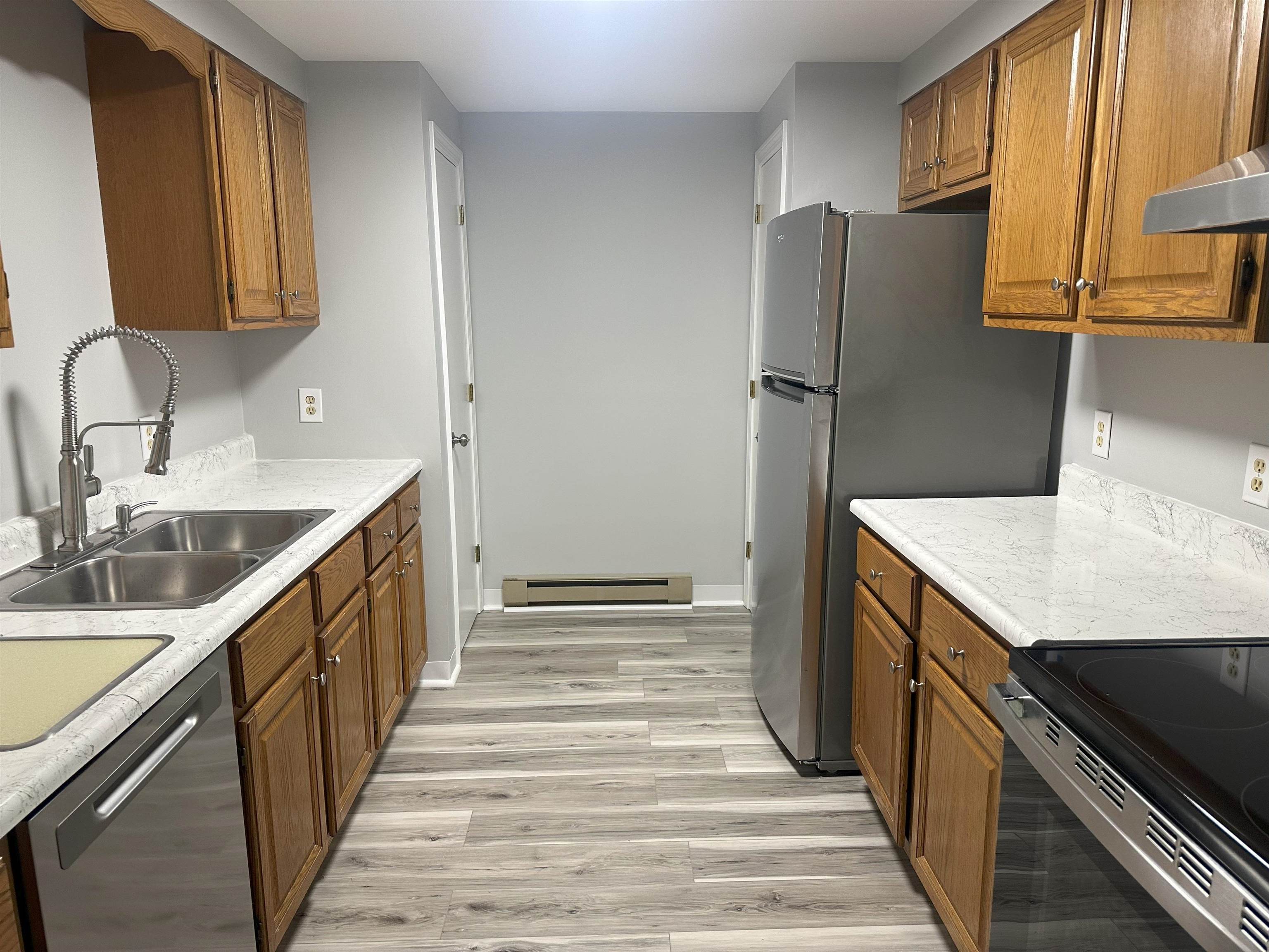 MLS 5024570: 39 Ernest Avenue-Unit 203, Exeter NH