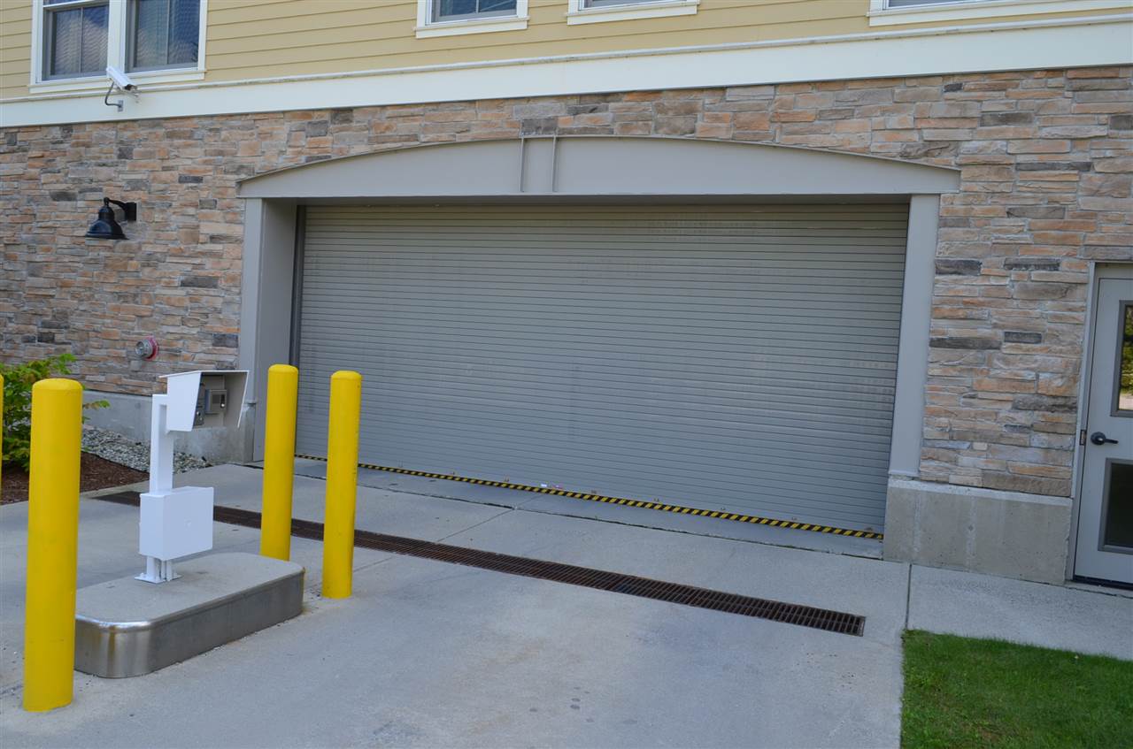 Heated, underground parking garage! 22544682
