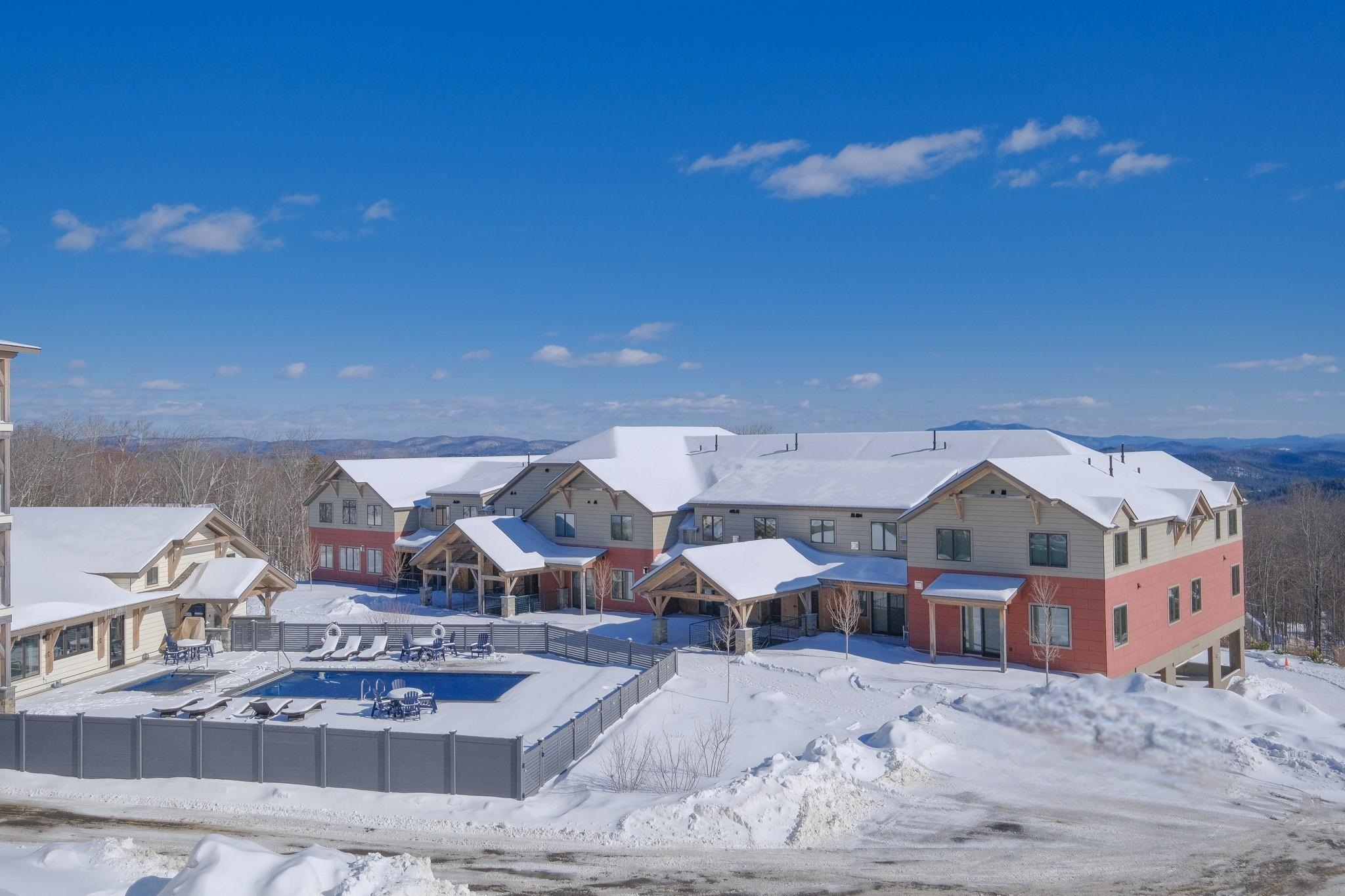 SouthFace Village 22561048