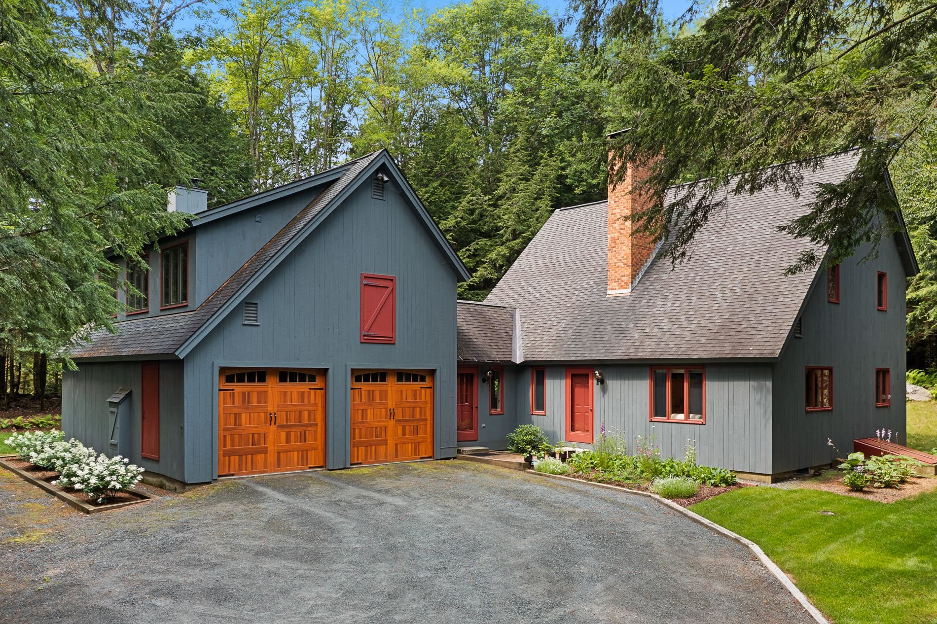 HANOVER NH Home for sale $$1,299,000 | $505 per sq.ft.