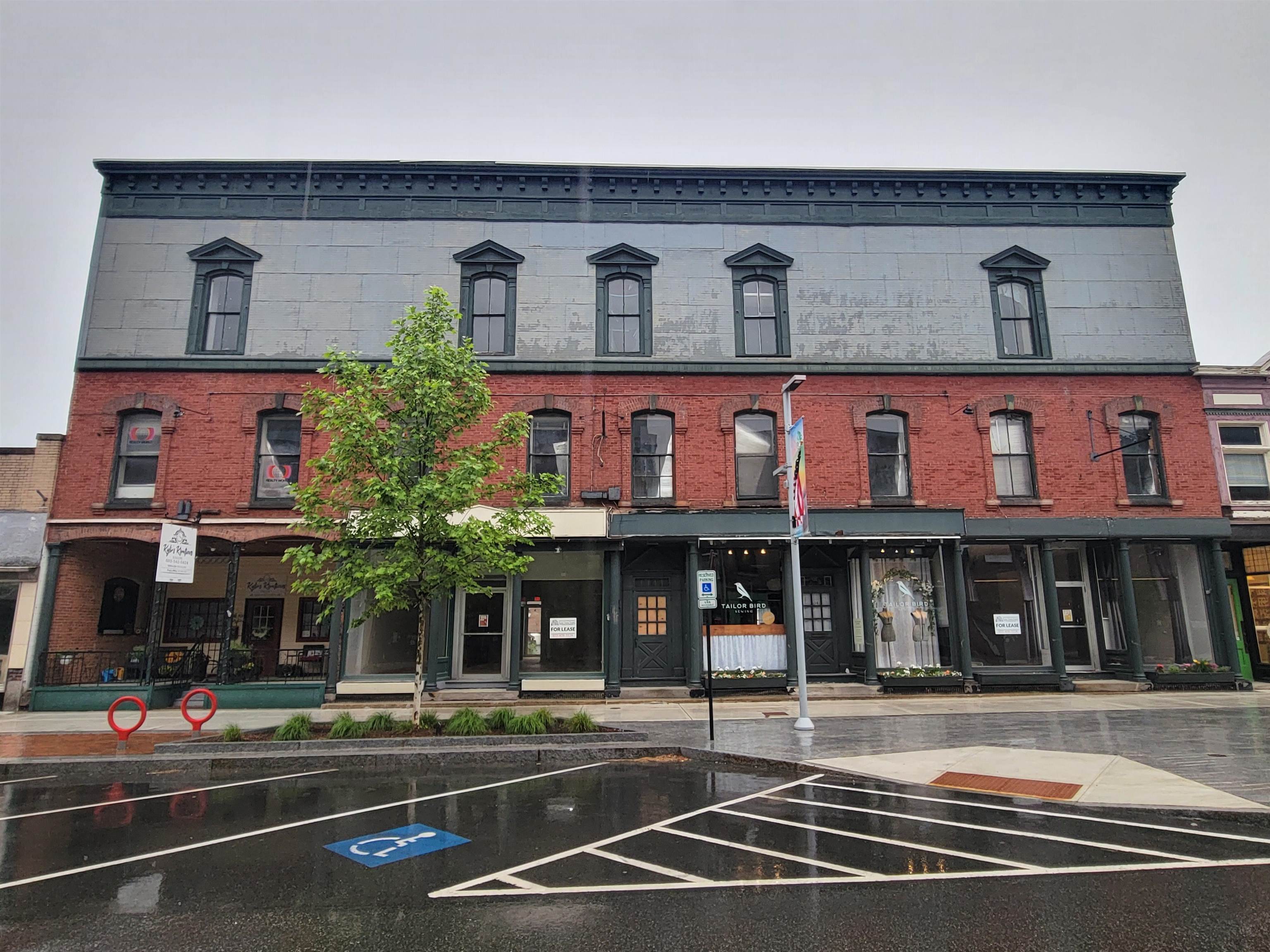 Photo of 32-40 Pleasant Street Claremont NH 03743