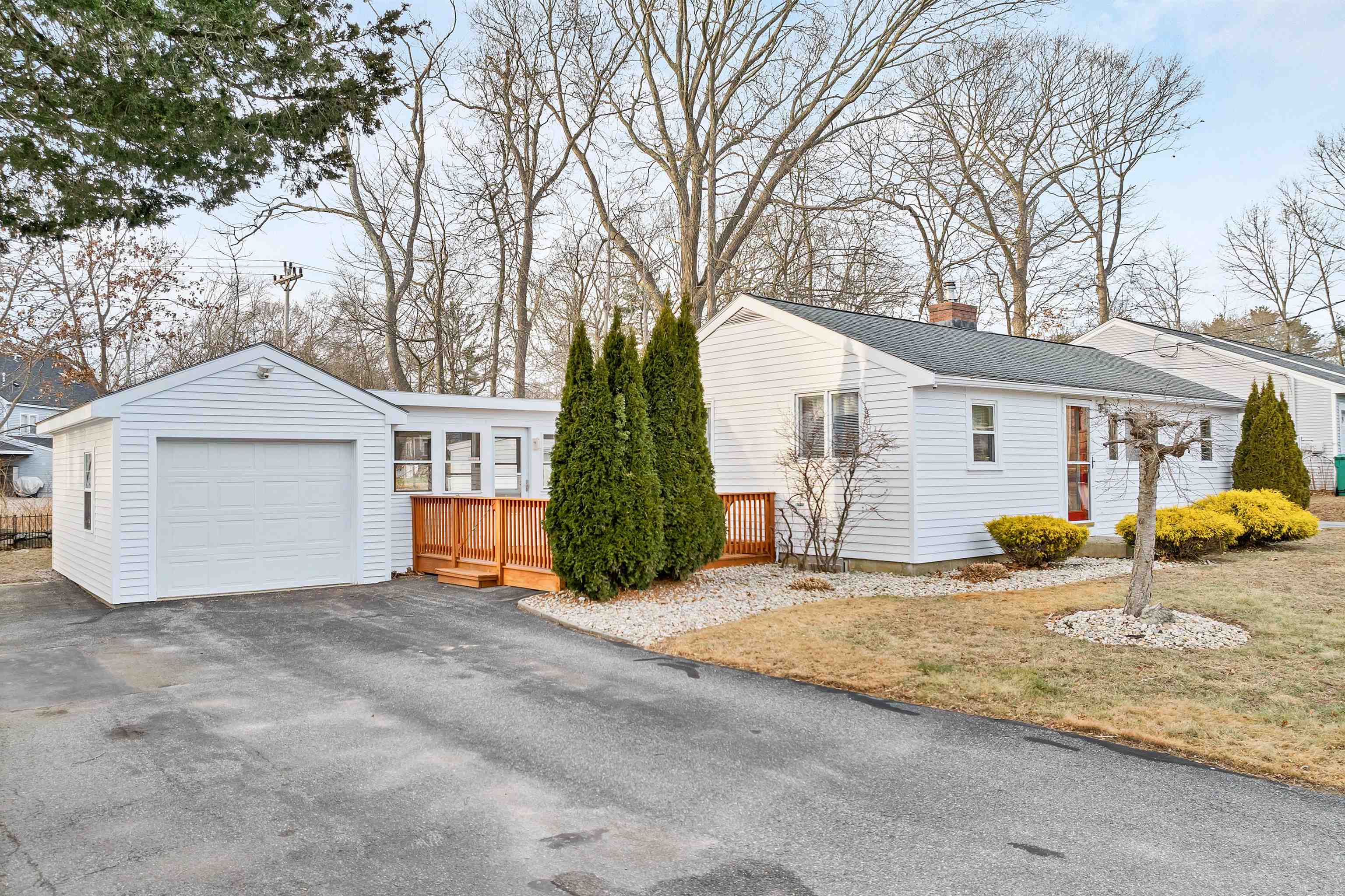 MLS 5026136: 32 Shirley Terrace, Hampton NH