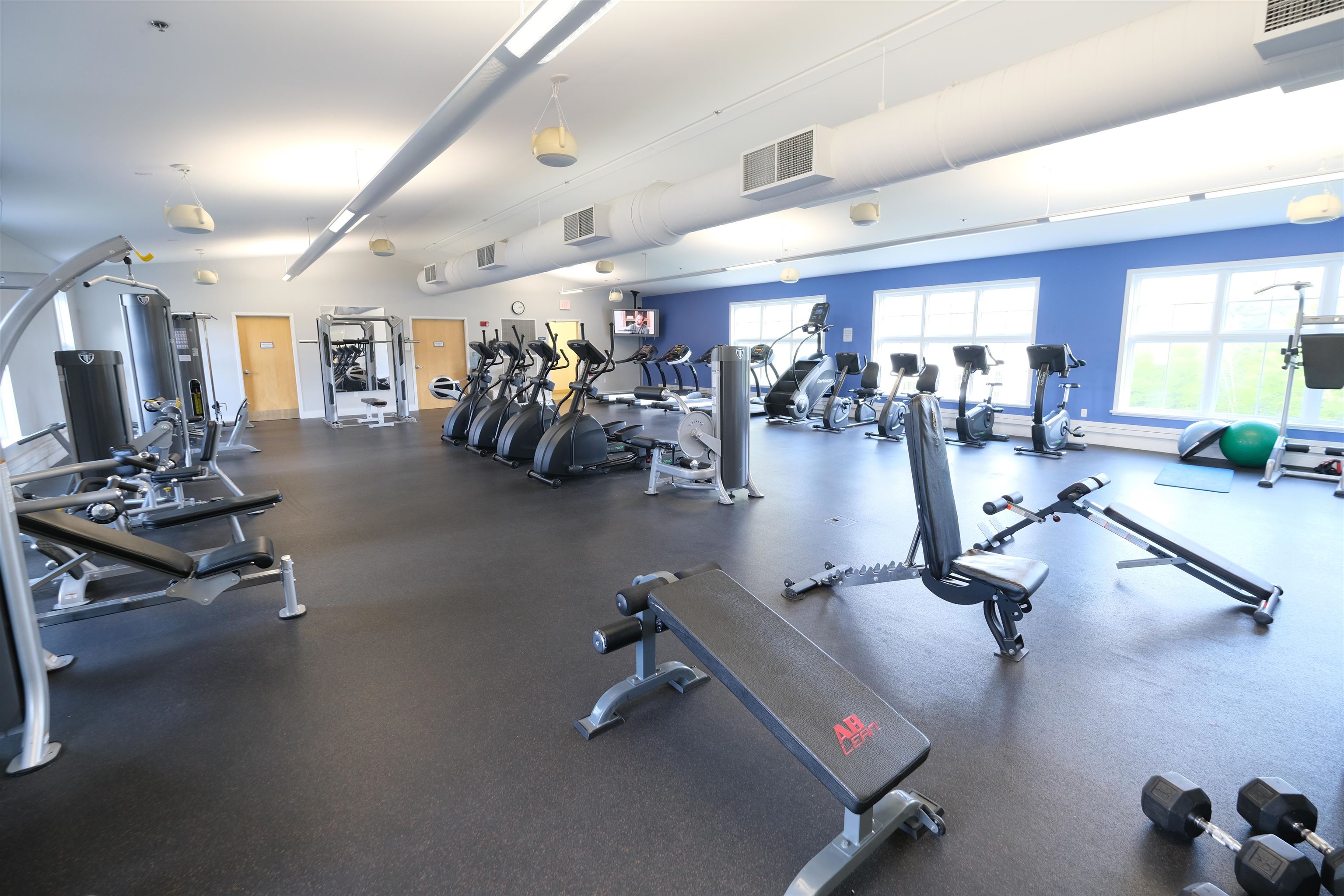 Fitness center 22610583