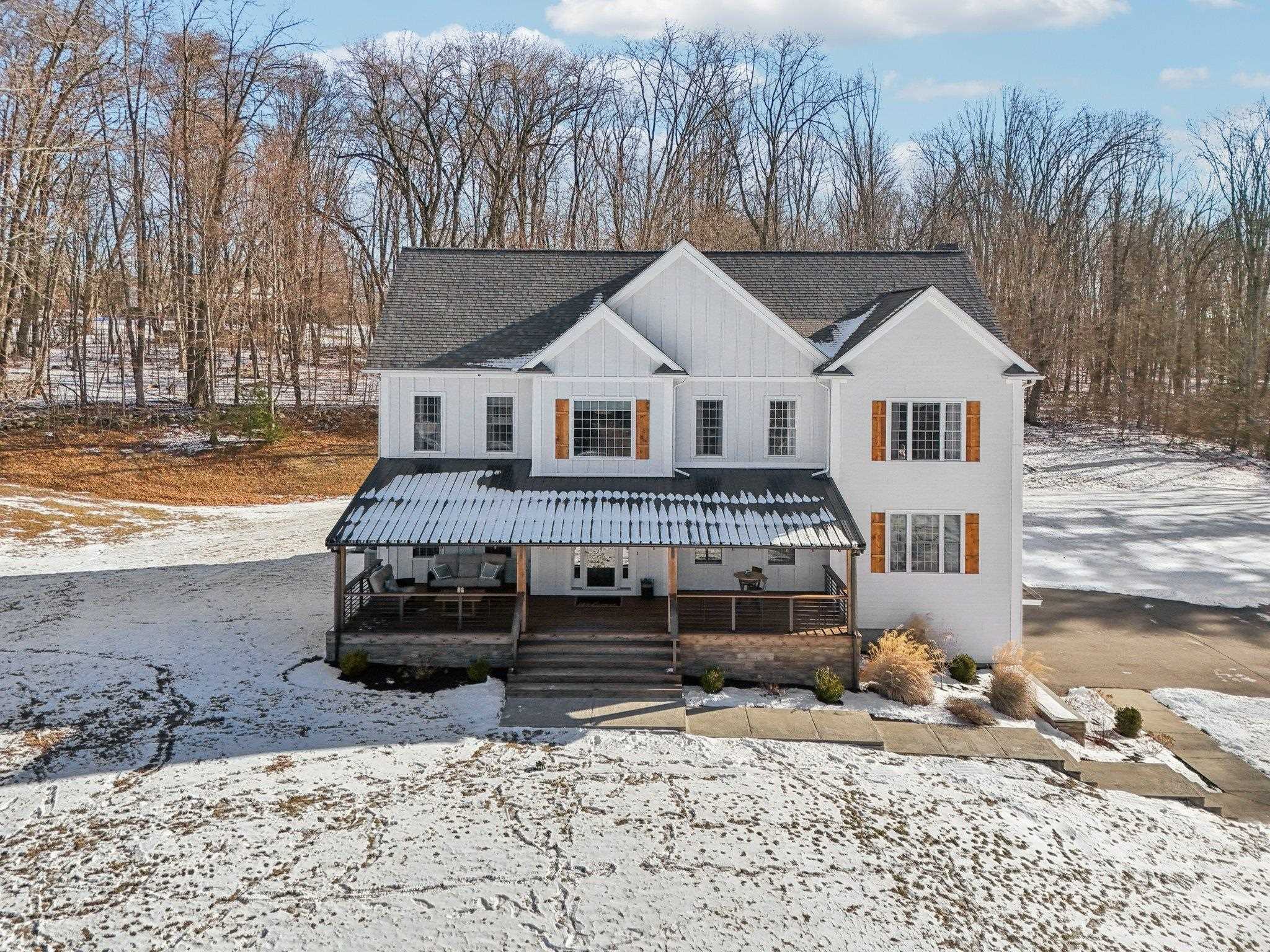 MLS 5026879: 8 Willow Vale Road, Atkinson NH