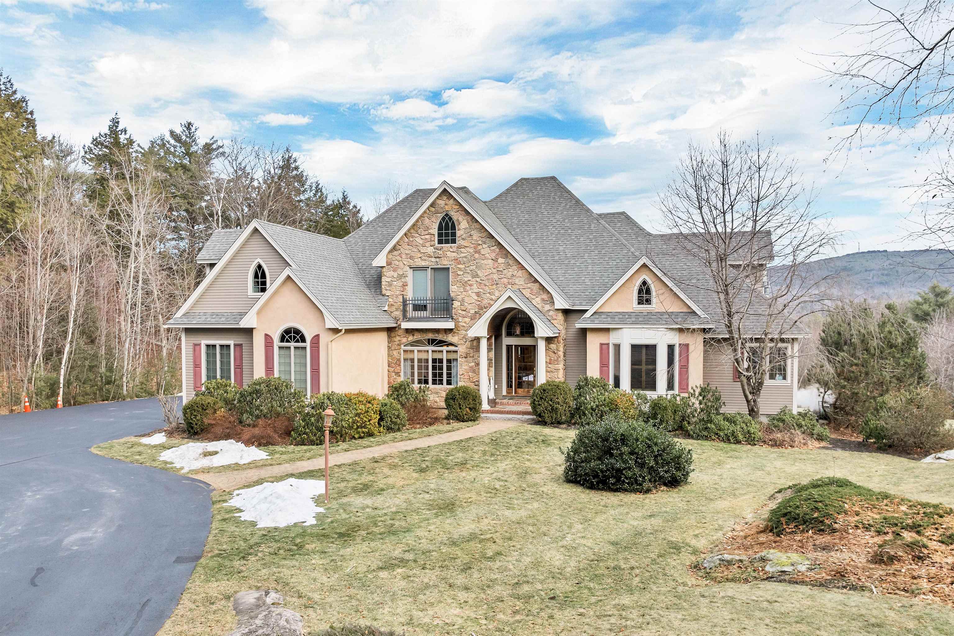 Photo of 31 Murray Hill Road Gilford NH 03249