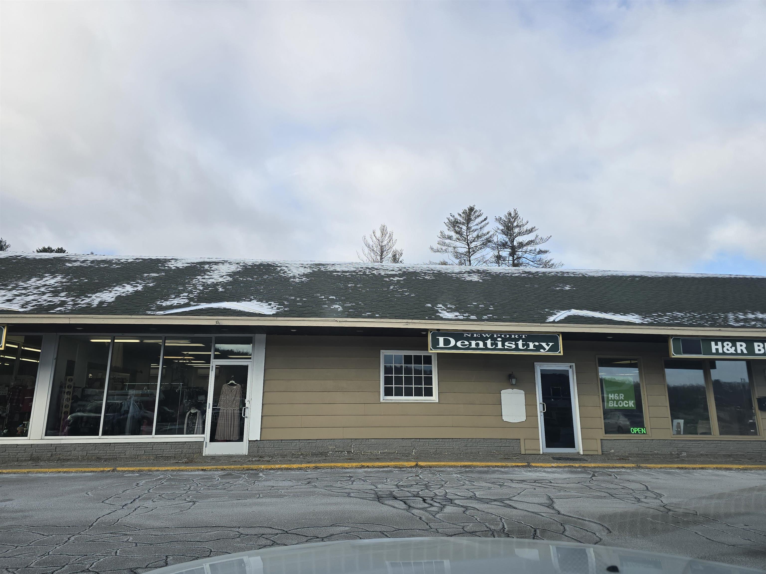 Newport NH  for rent $$1,000 Monthly Rent with Lease Term 