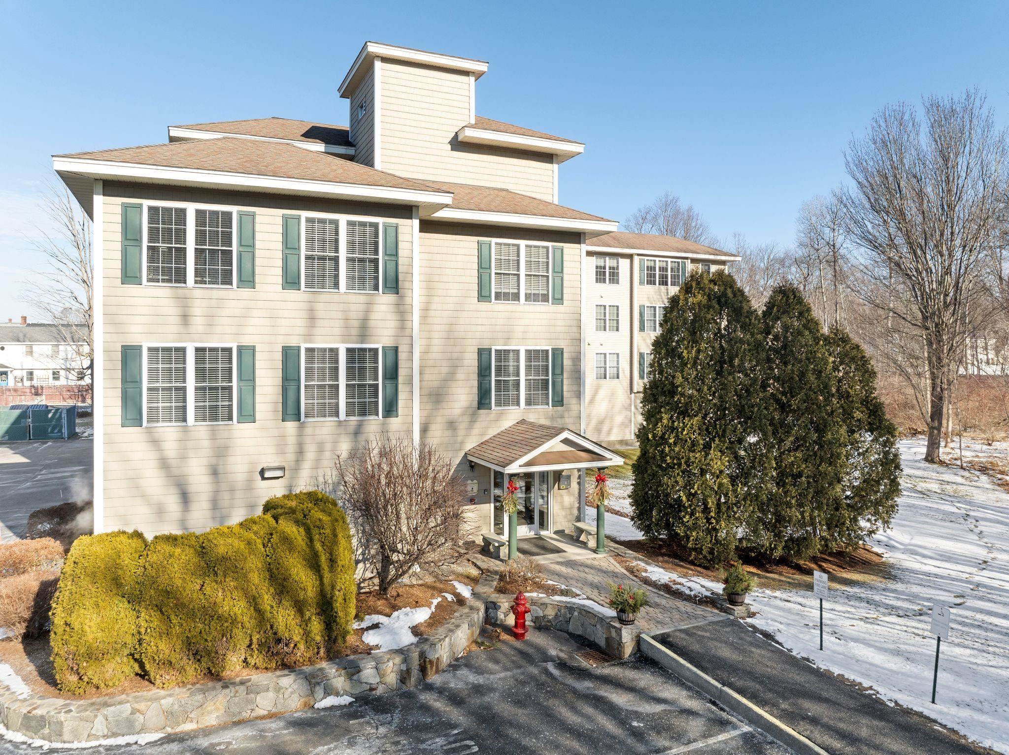 Photo of 373 Lafayette Road Hampton NH 03842