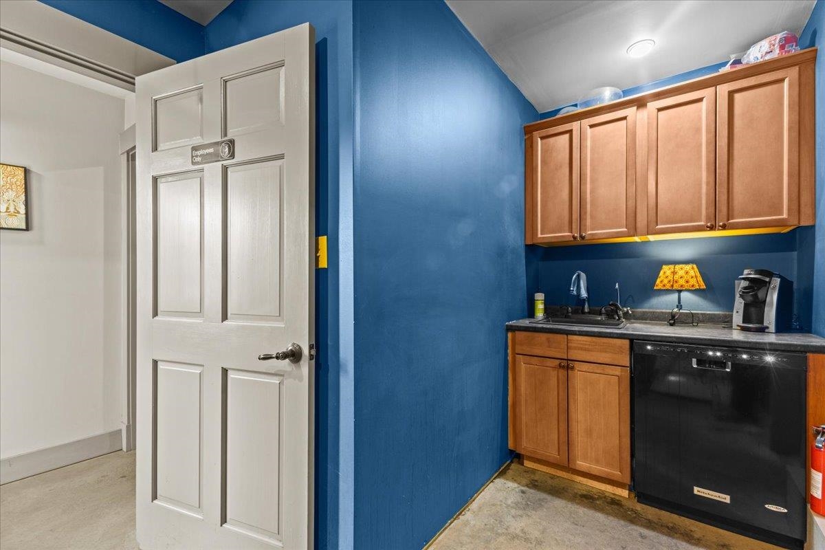 Kitchenette