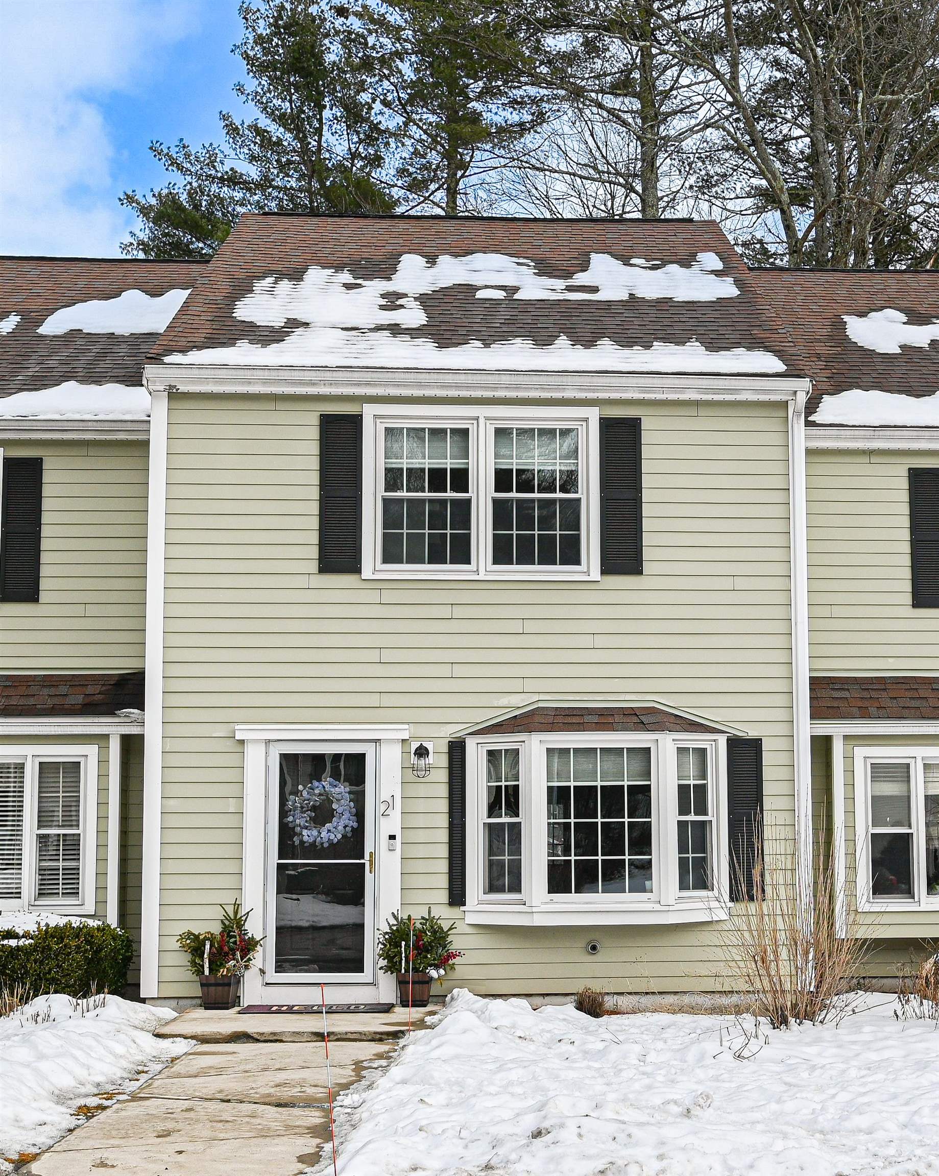 Photo of 21 Chestnut Circle Merrimack NH 03054