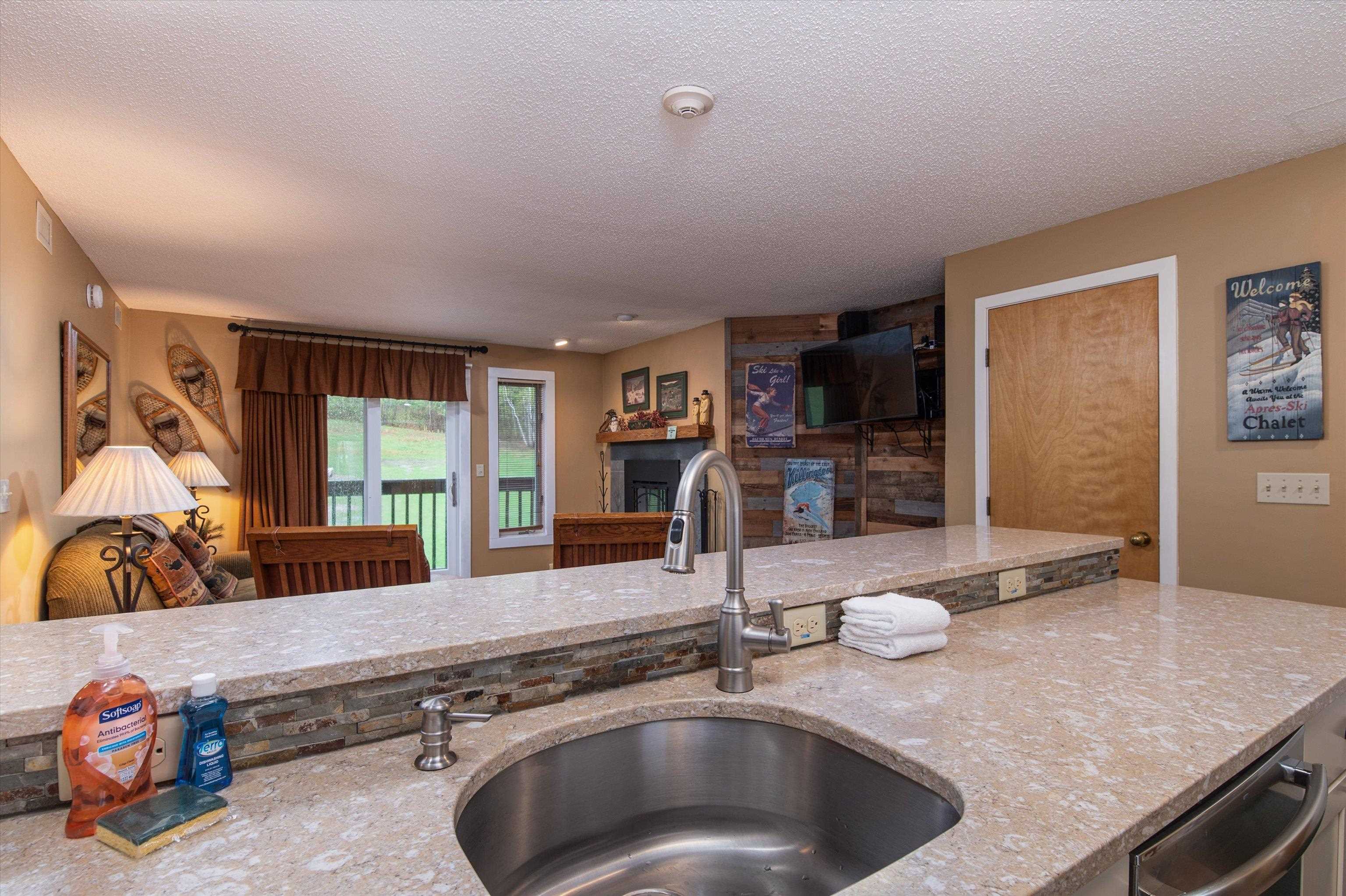 Open Kitchen/Living Area 23149656