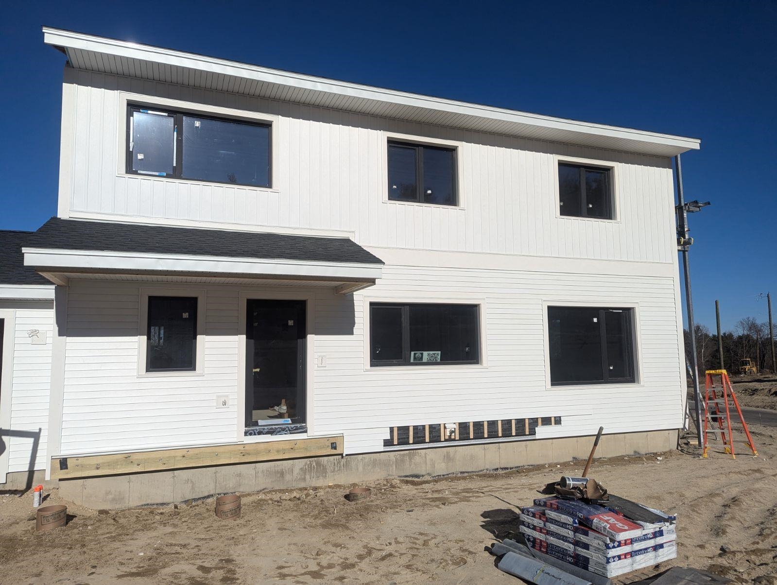 MLS 5030498: 39 Windsor Lane-Unit B, Hudson NH