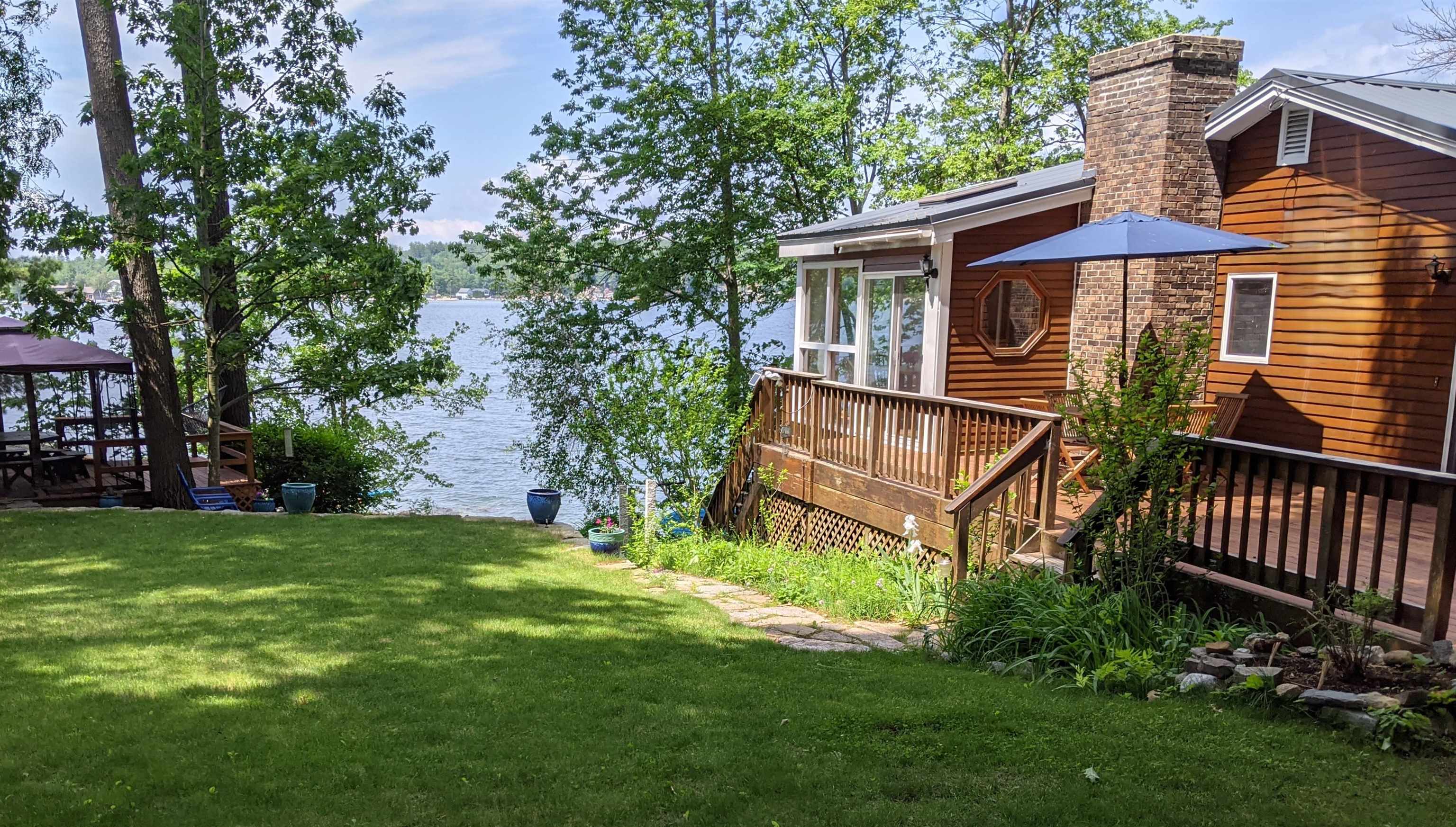 MLS 5030742: 16 Varney Point Road Left, Gilford NH