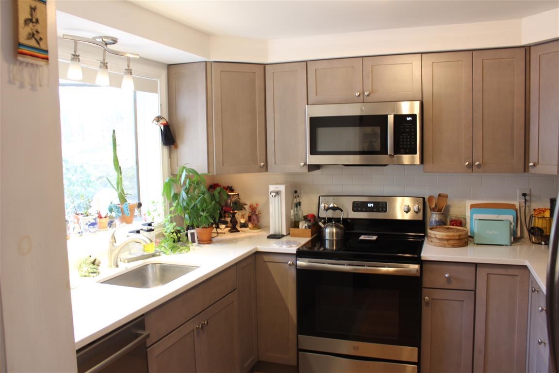 Kitchen 22866981