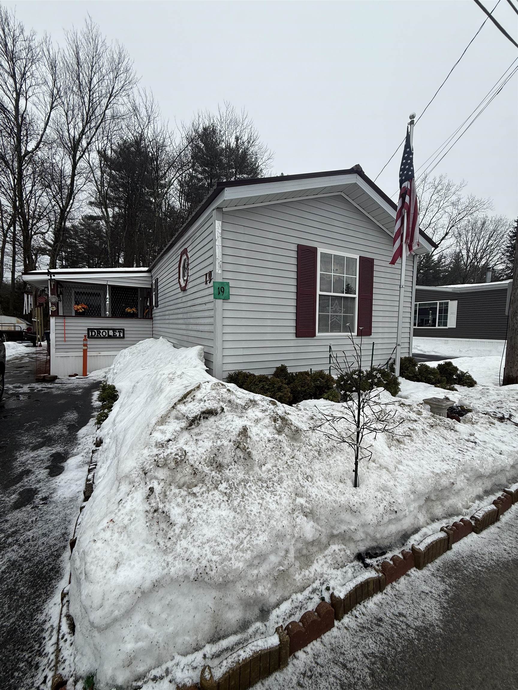 MLS 5030880: 29 Lowell Road-Unit lot 19, Salem NH