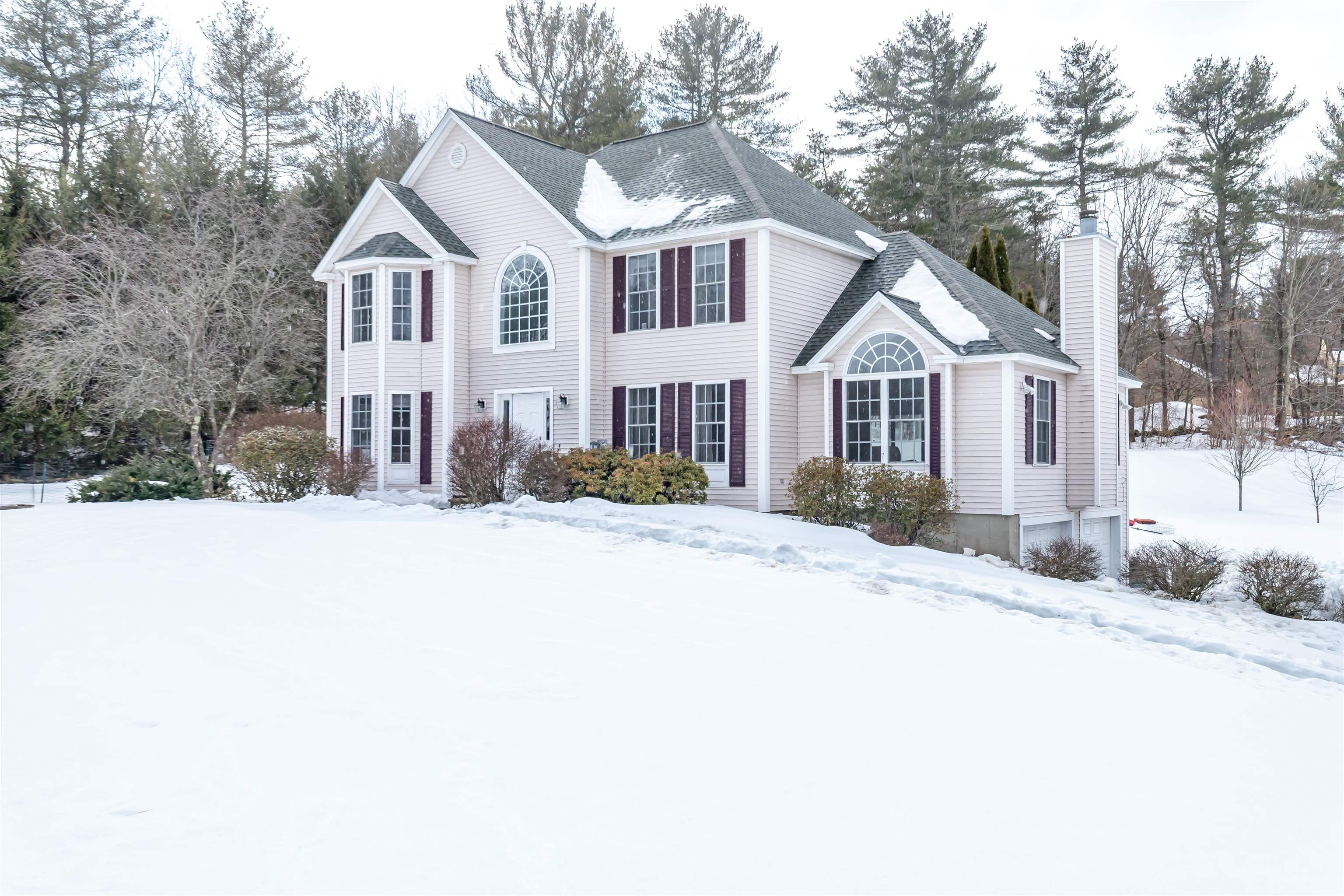 MLS 5031102: 1 Cobblestone Road, Windham NH
