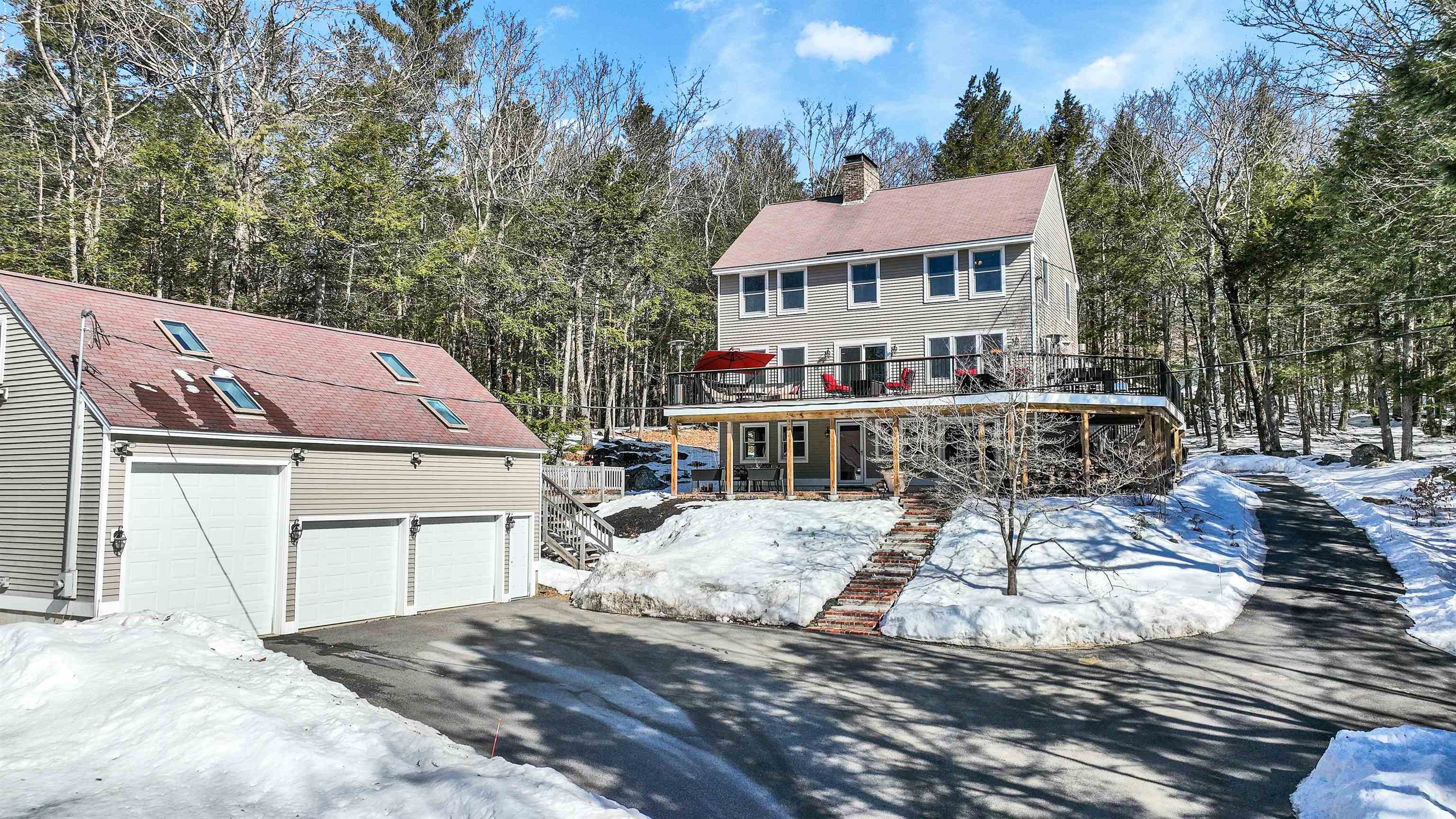 Photo of 44 Lakeview Drive Nottingham NH 03290