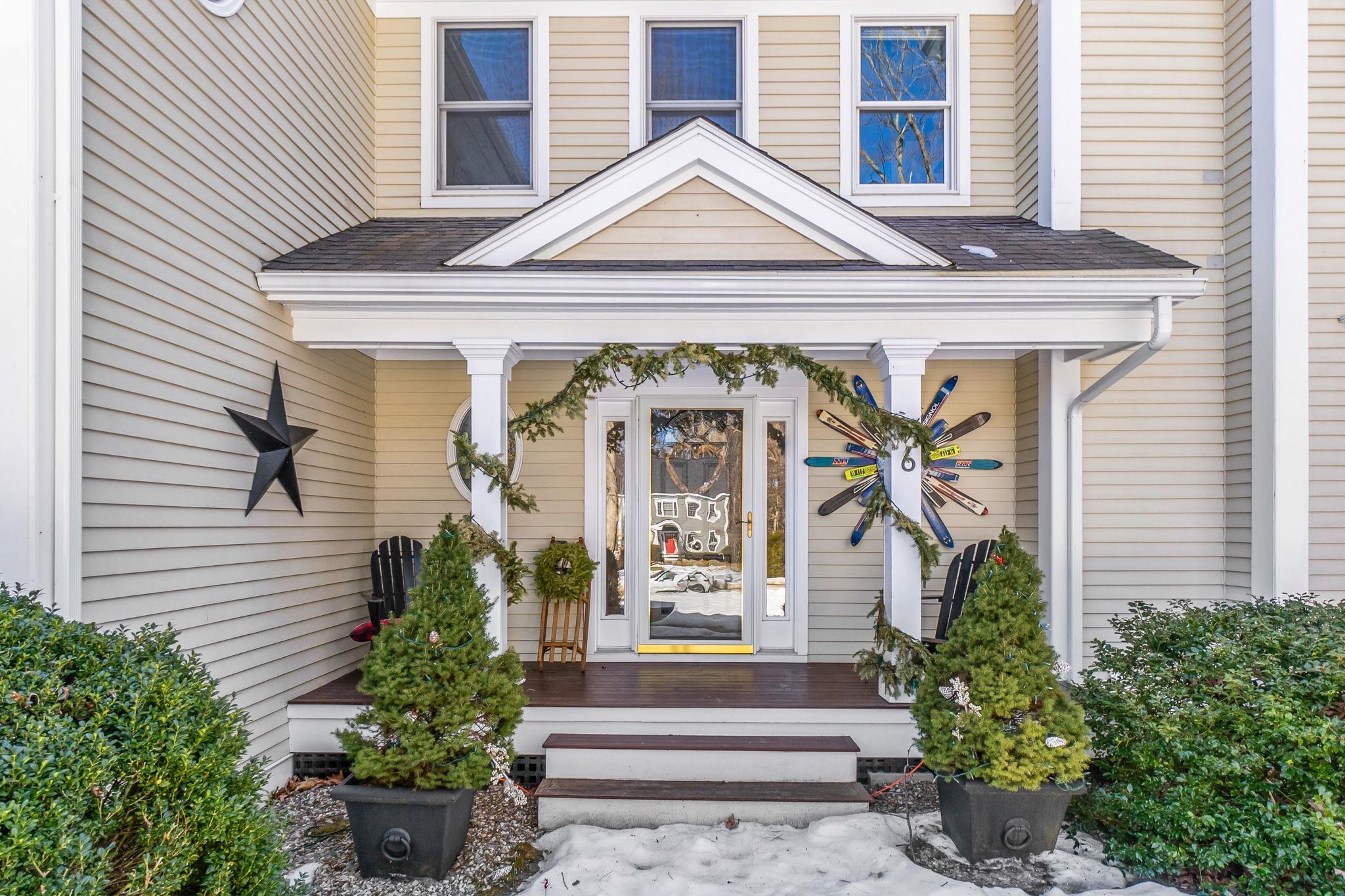 MLS 5031562: 6 Amberwood Drive, Exeter NH
