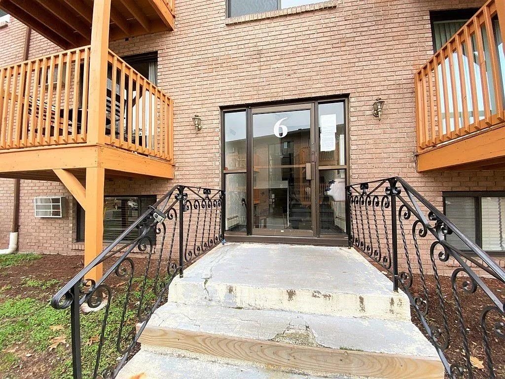 MLS 5031598: 6 Lancelot Court-Unit 30, Salem NH