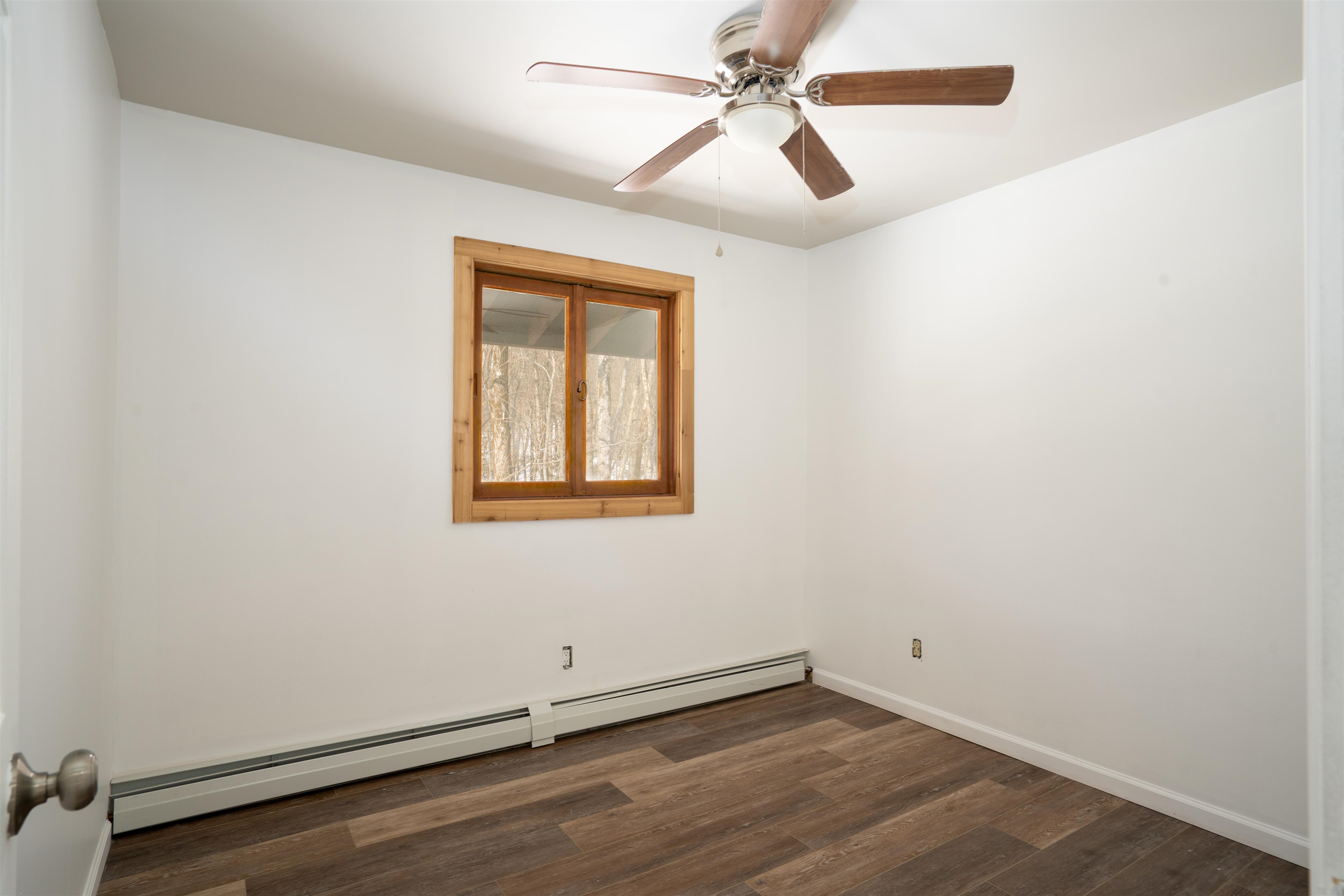Unit 2 Bedroom 1 22812287