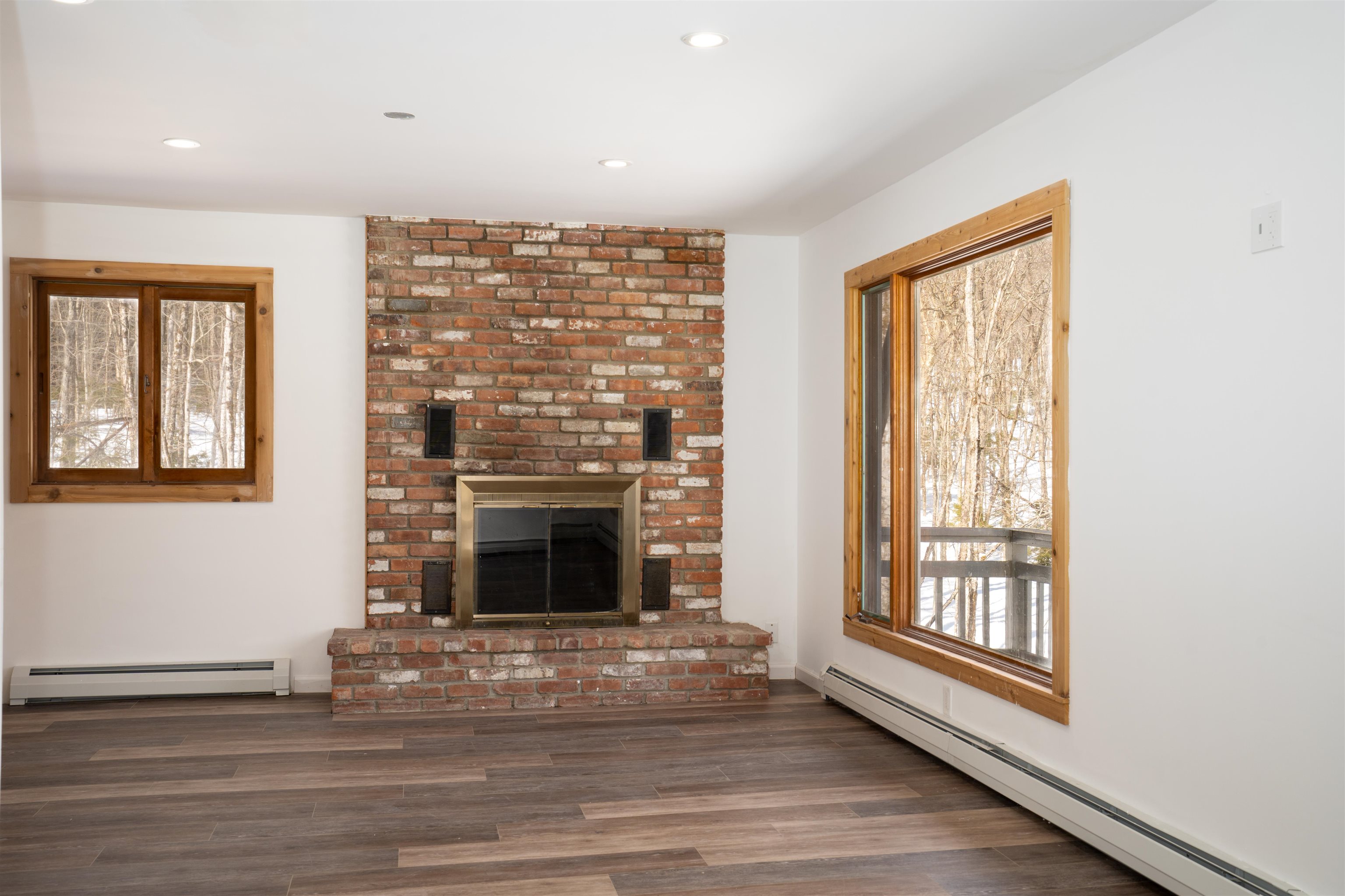 Unit 1 Dining to Living Viewpoint 22812285