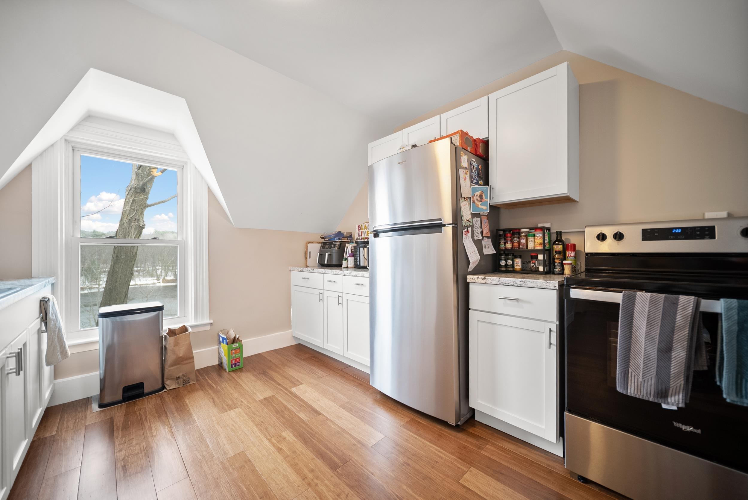 2 floor kitchen