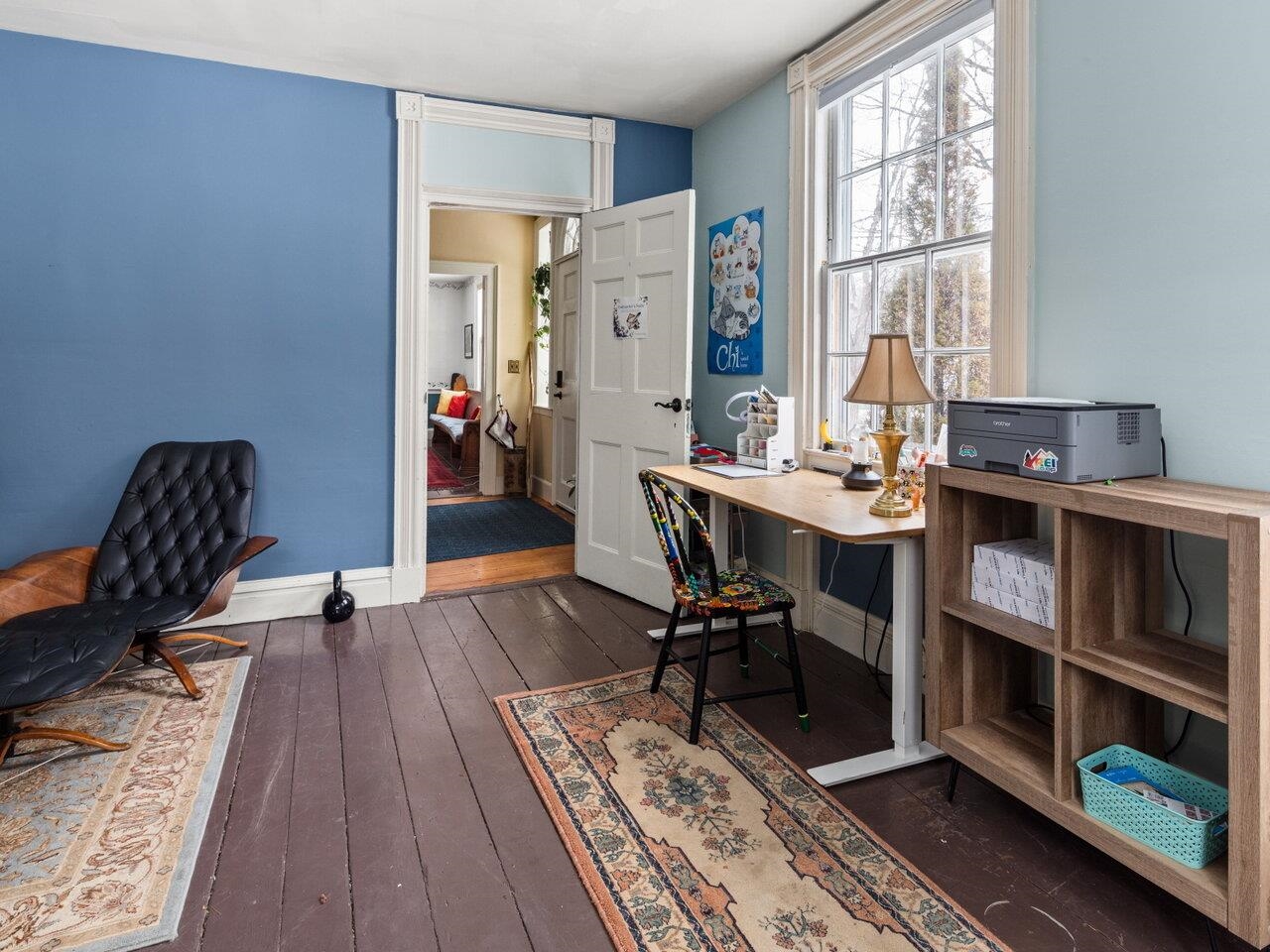 1st floor \"Post Master Suite\"