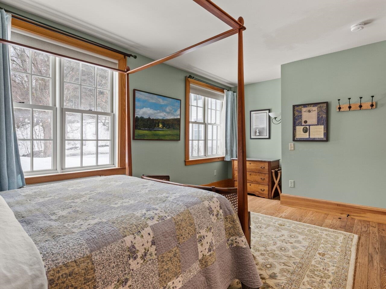 Breadslice bedroom 1st floor