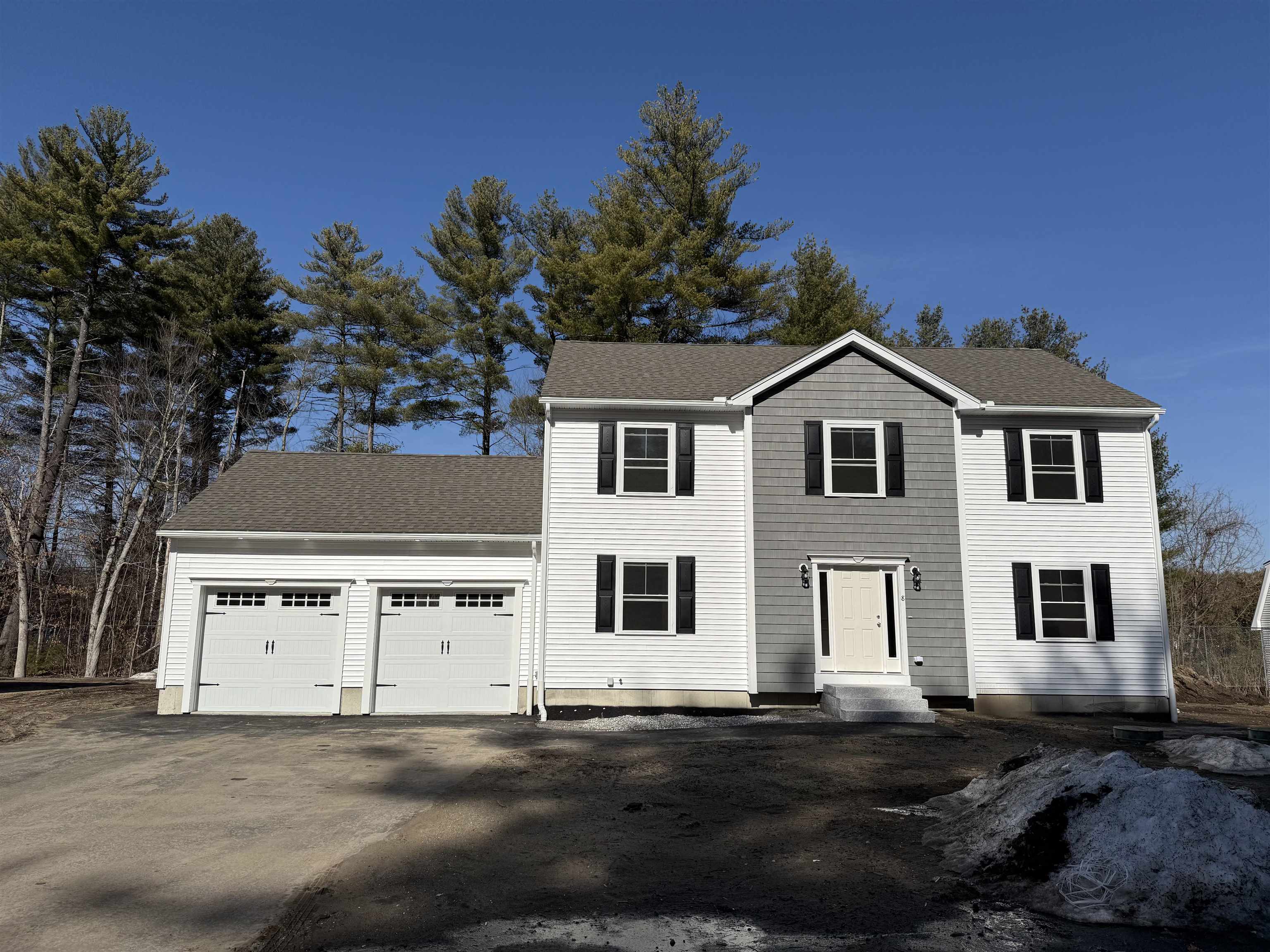 MLS 5032271: 8 Lorelai Way, Nashua NH