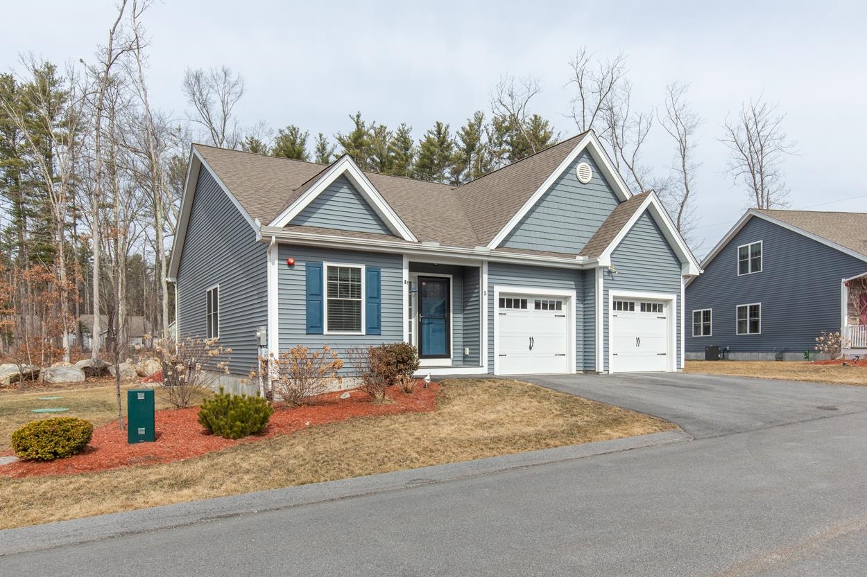 MLS 5032666: 5 Redwood Road, Pelham NH
