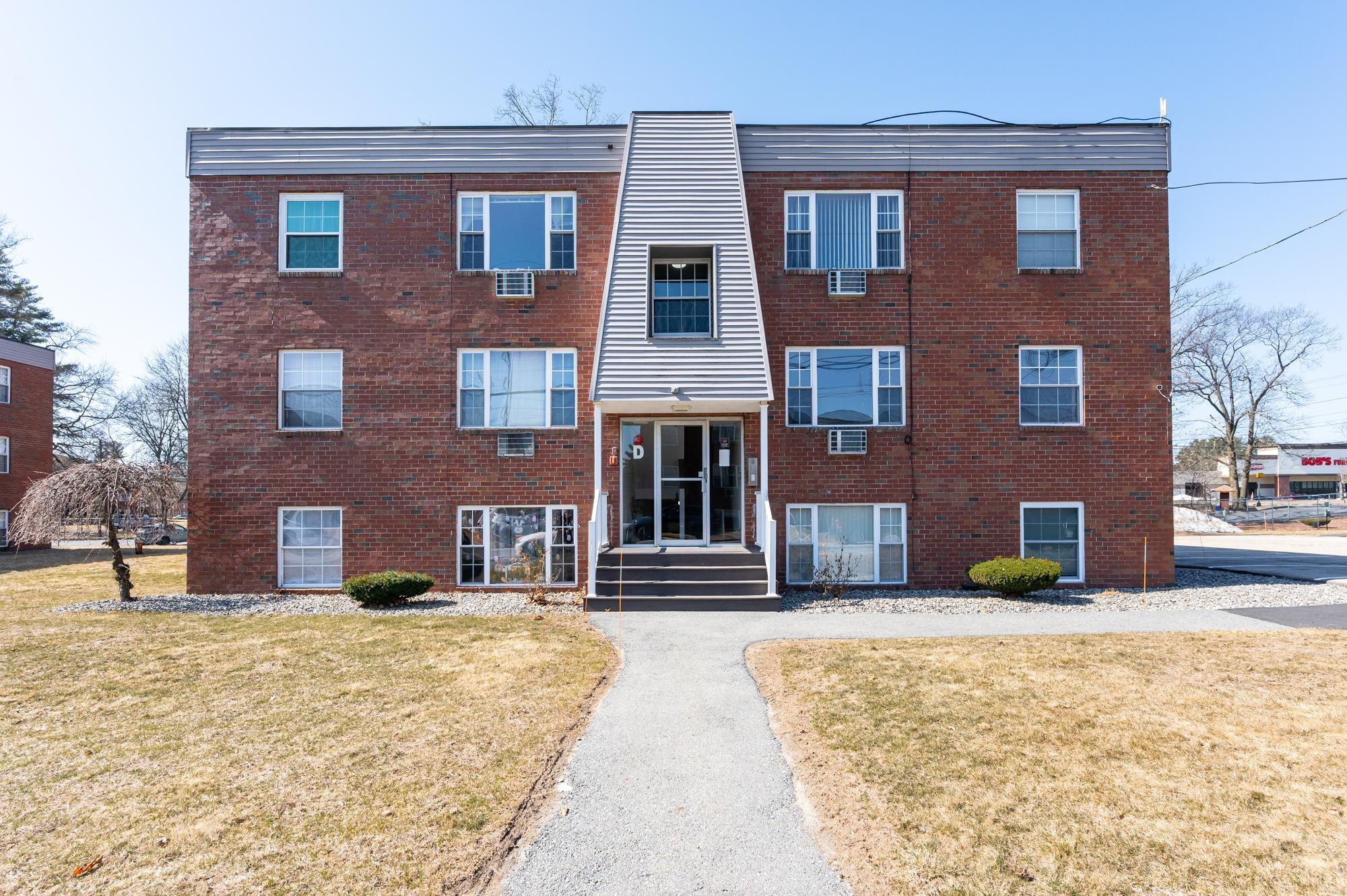 MLS 5032815: 99 Cluff Crossing-Unit D6, Salem NH