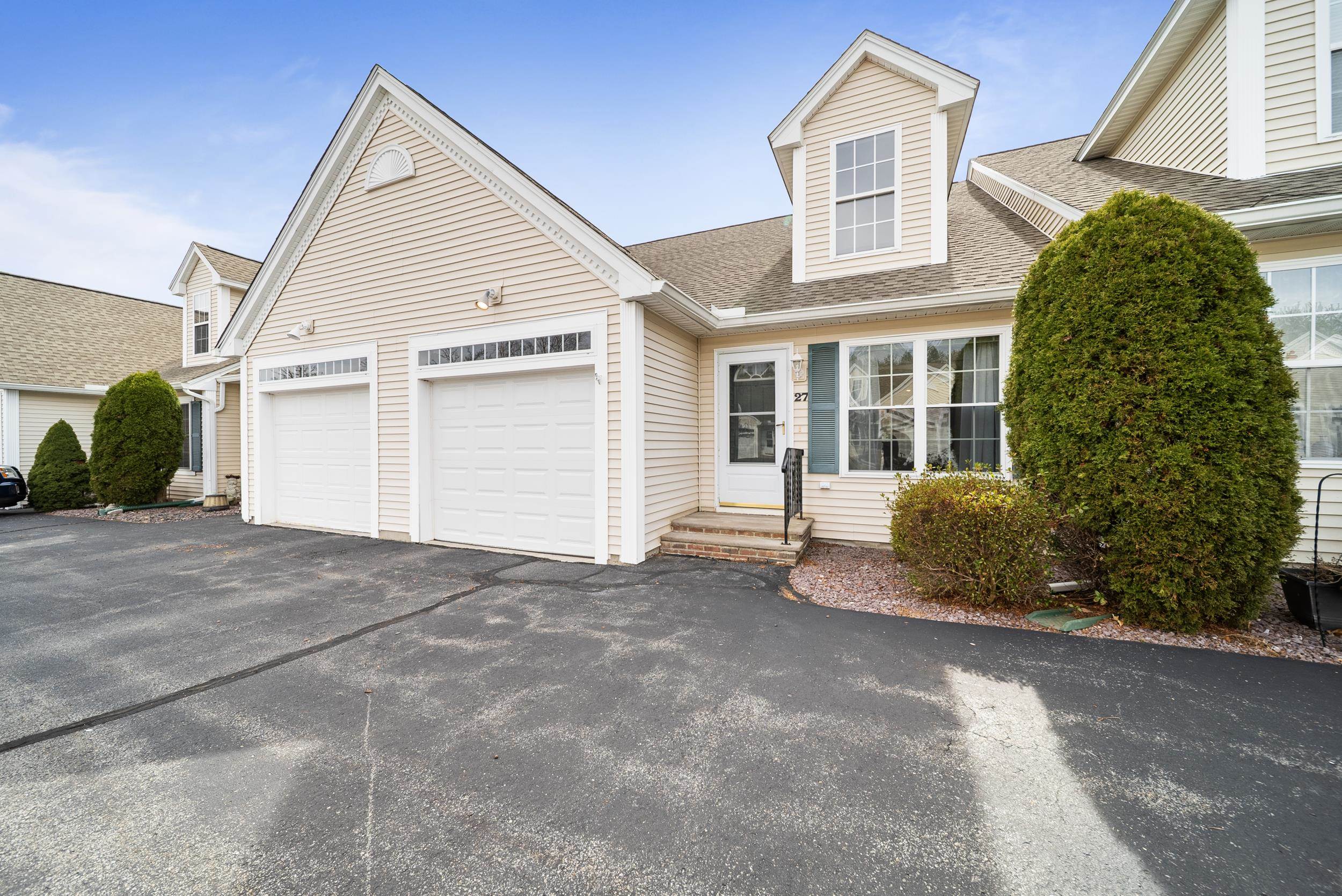 MLS 5032826: 27 Pleasant Street, Windham NH