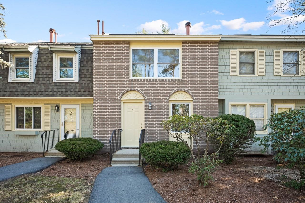 MLS 5032965: 56 Sentry Way, Merrimack NH