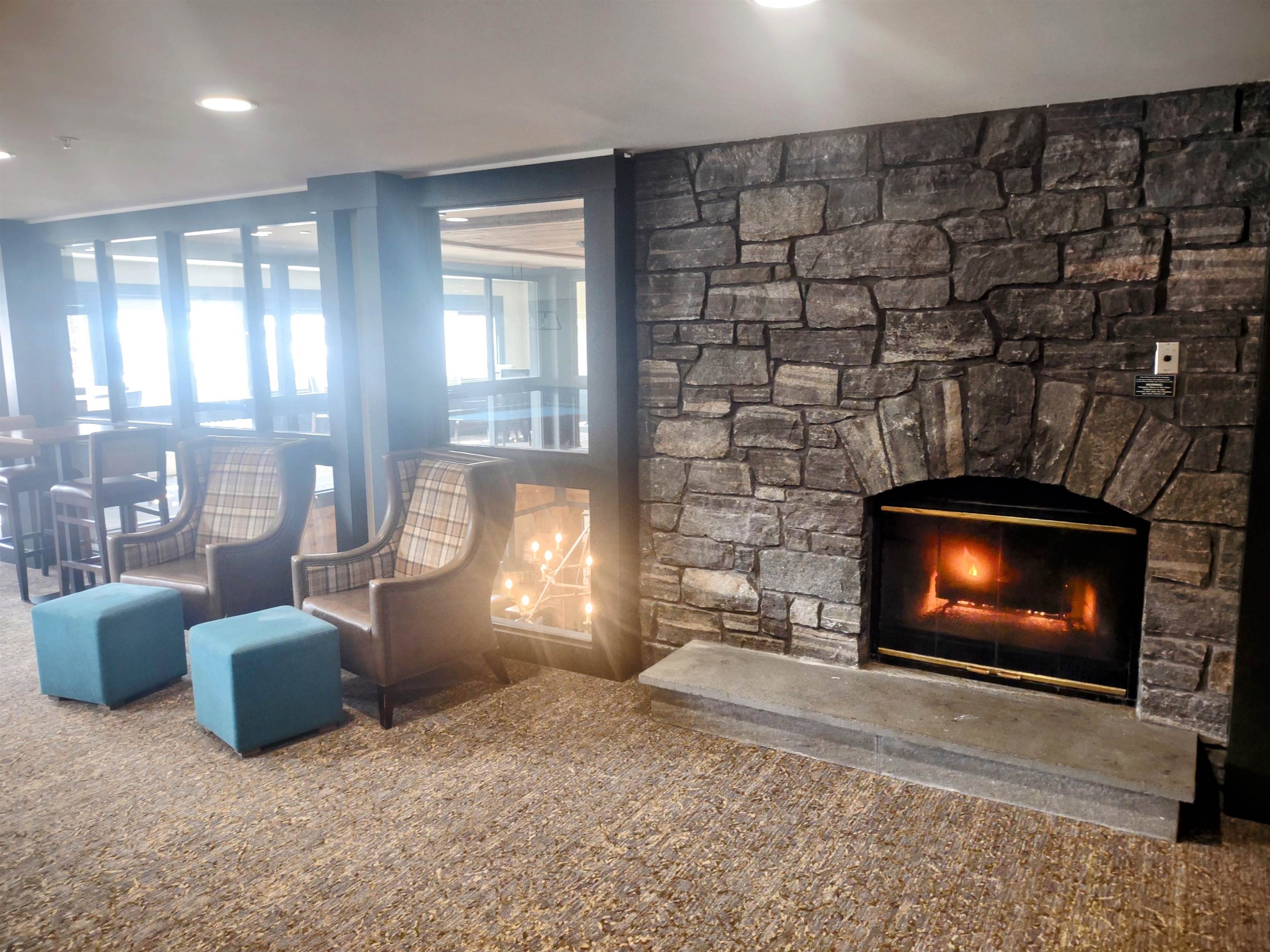 PRIVATE OWNERS LOUNGE
